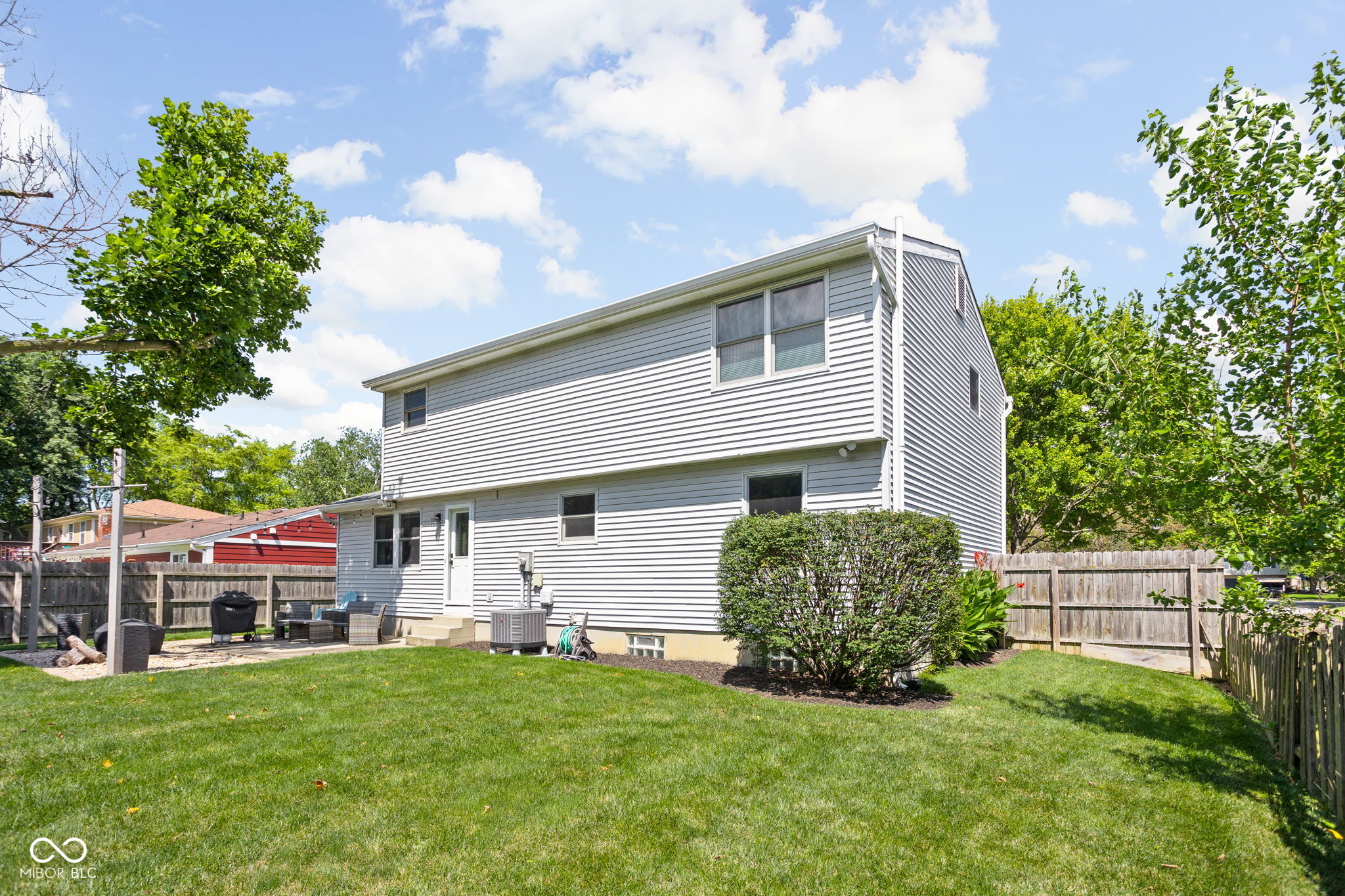 11477 Timberlake Lane