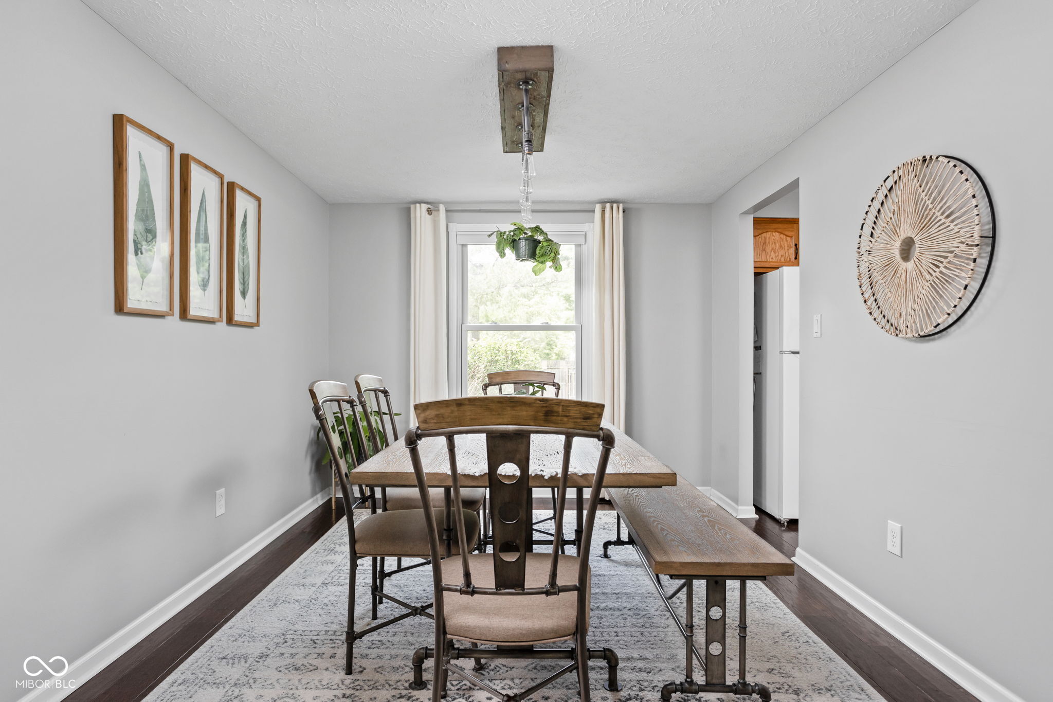 11477 Timberlake Lane