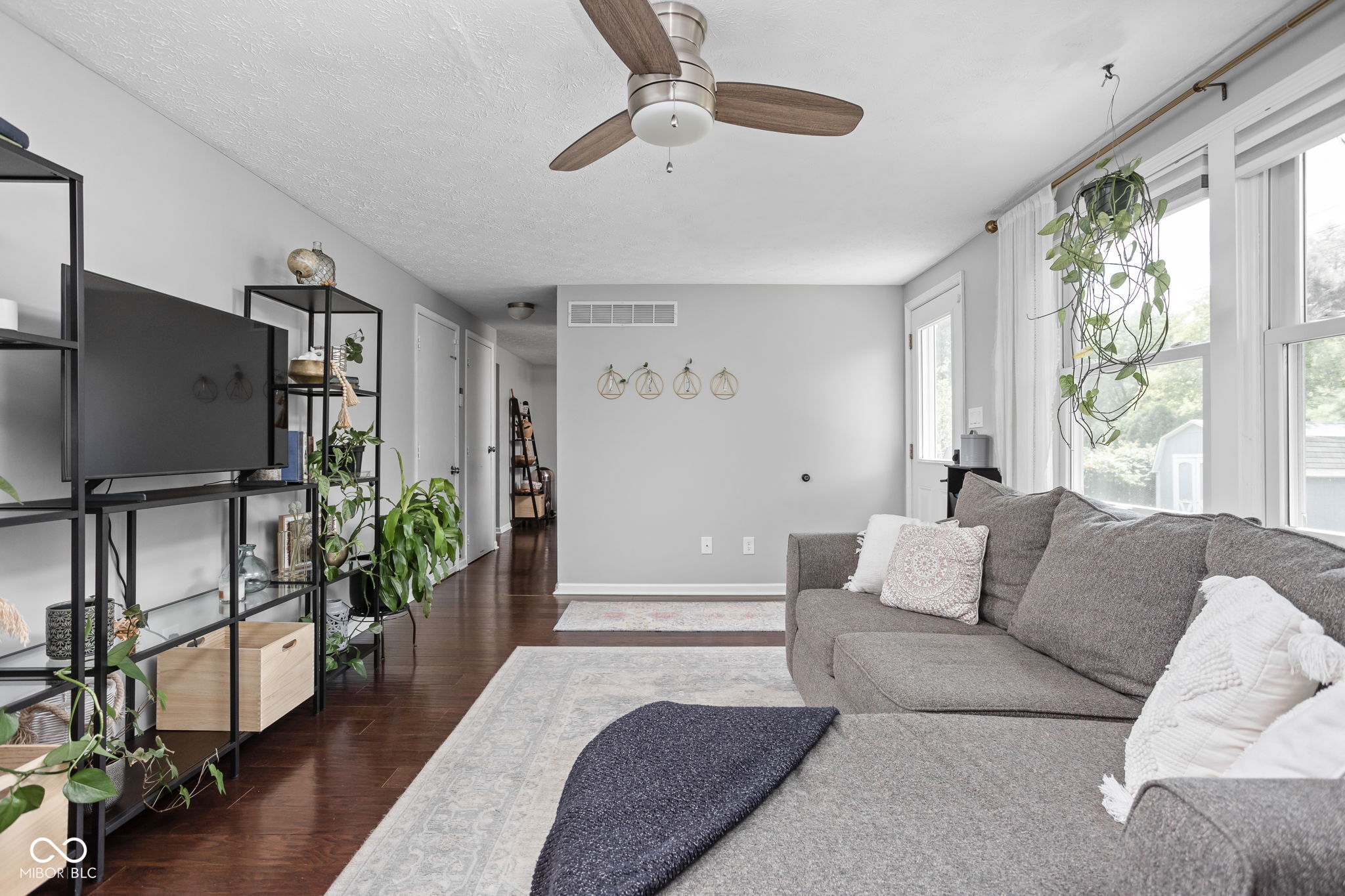 11477 Timberlake Lane