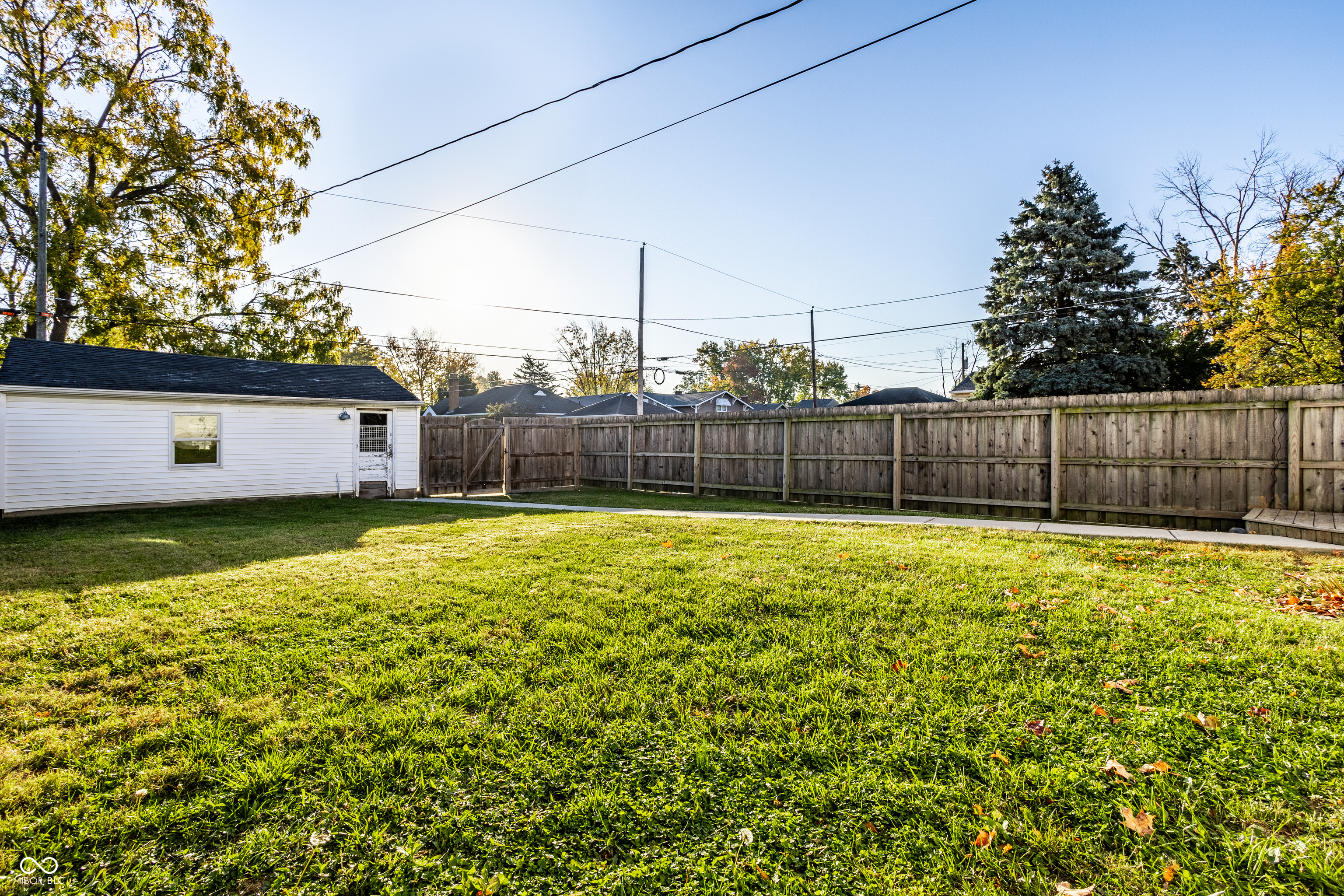 301 N Ridgeview Drive