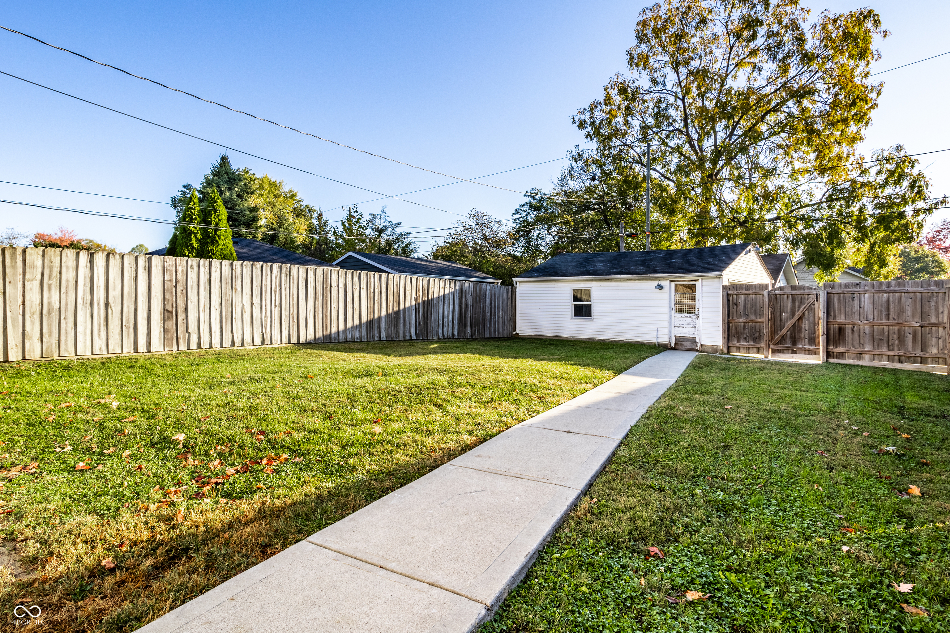 301 N Ridgeview Drive