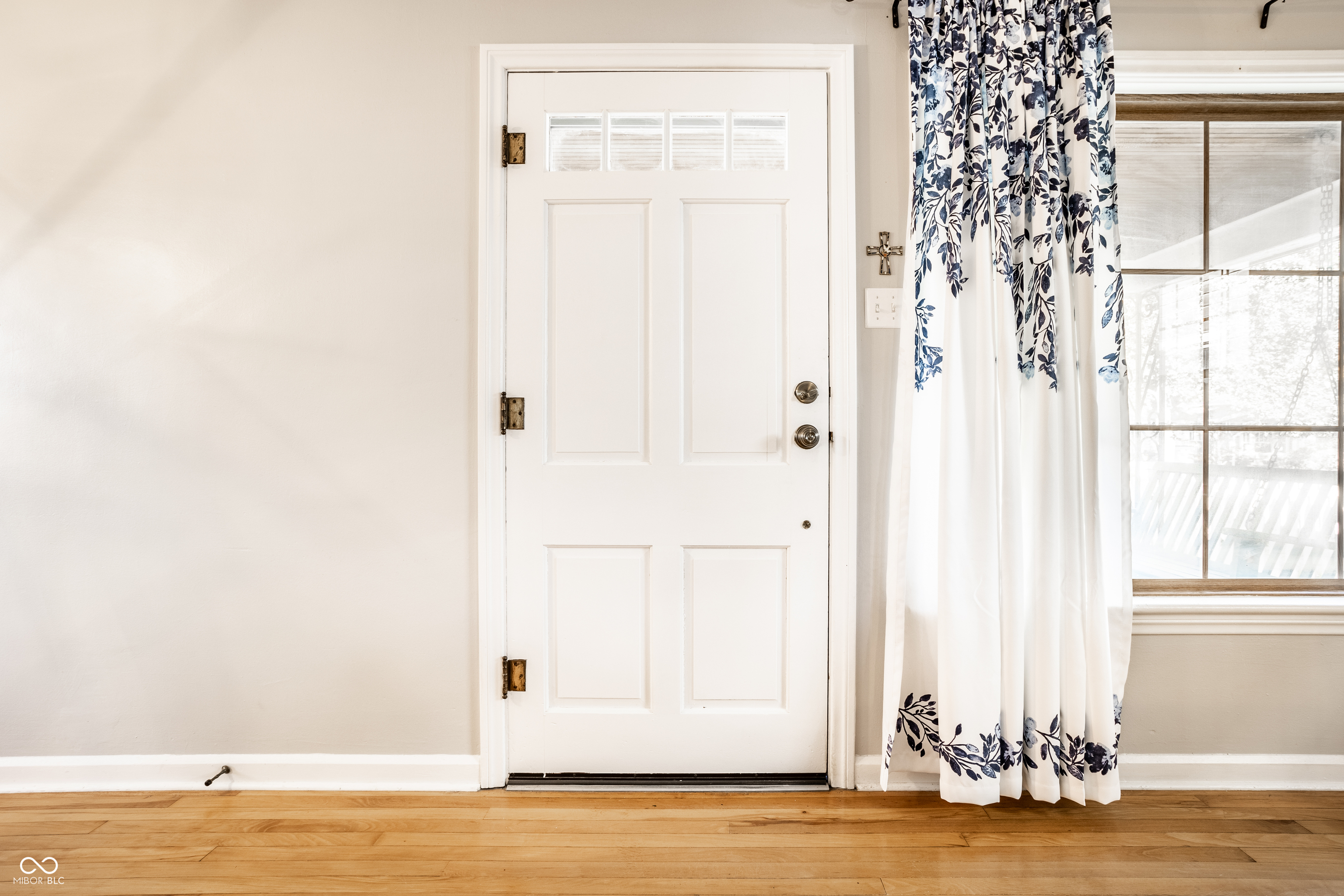 301 N Ridgeview Drive