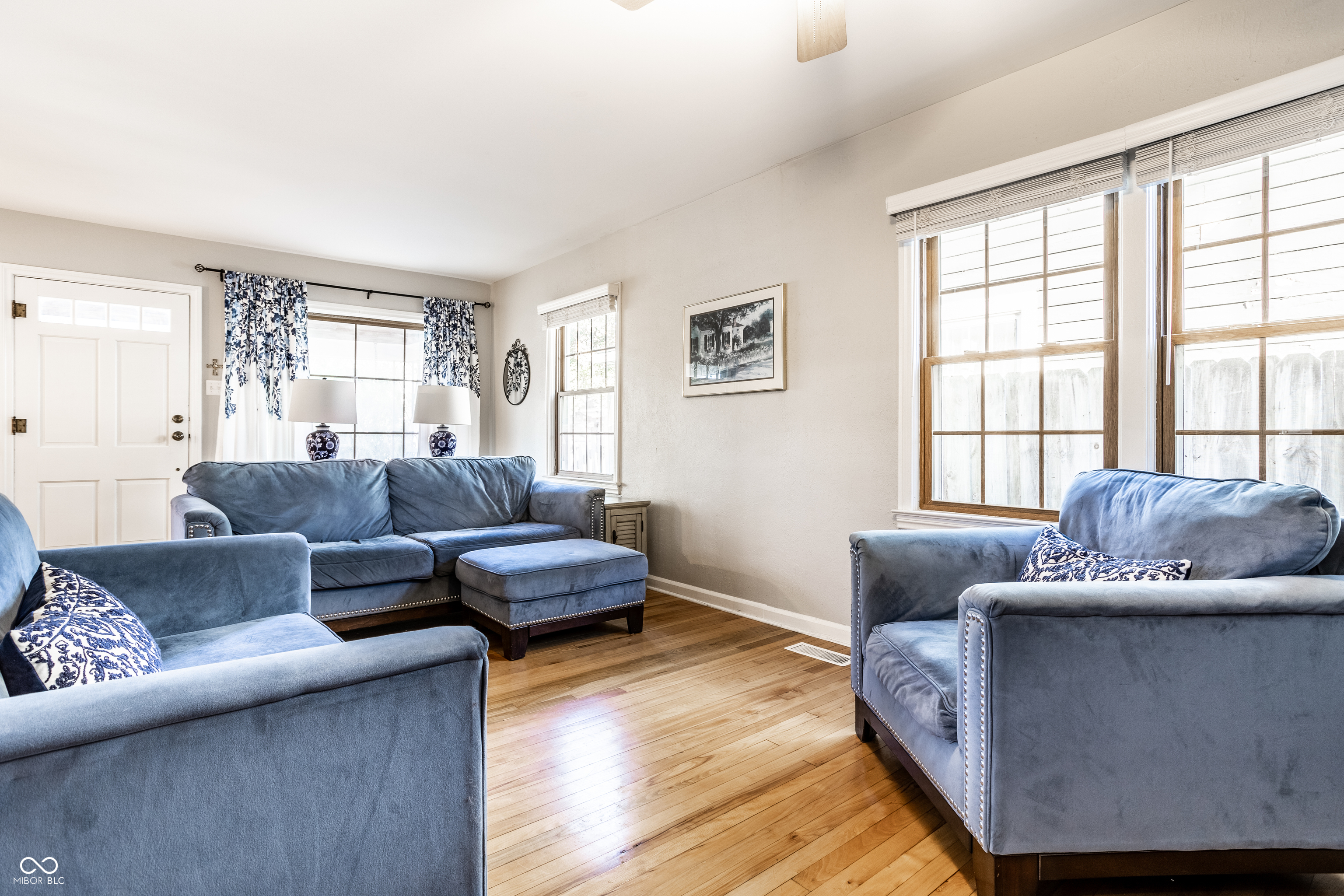 301 N Ridgeview Drive