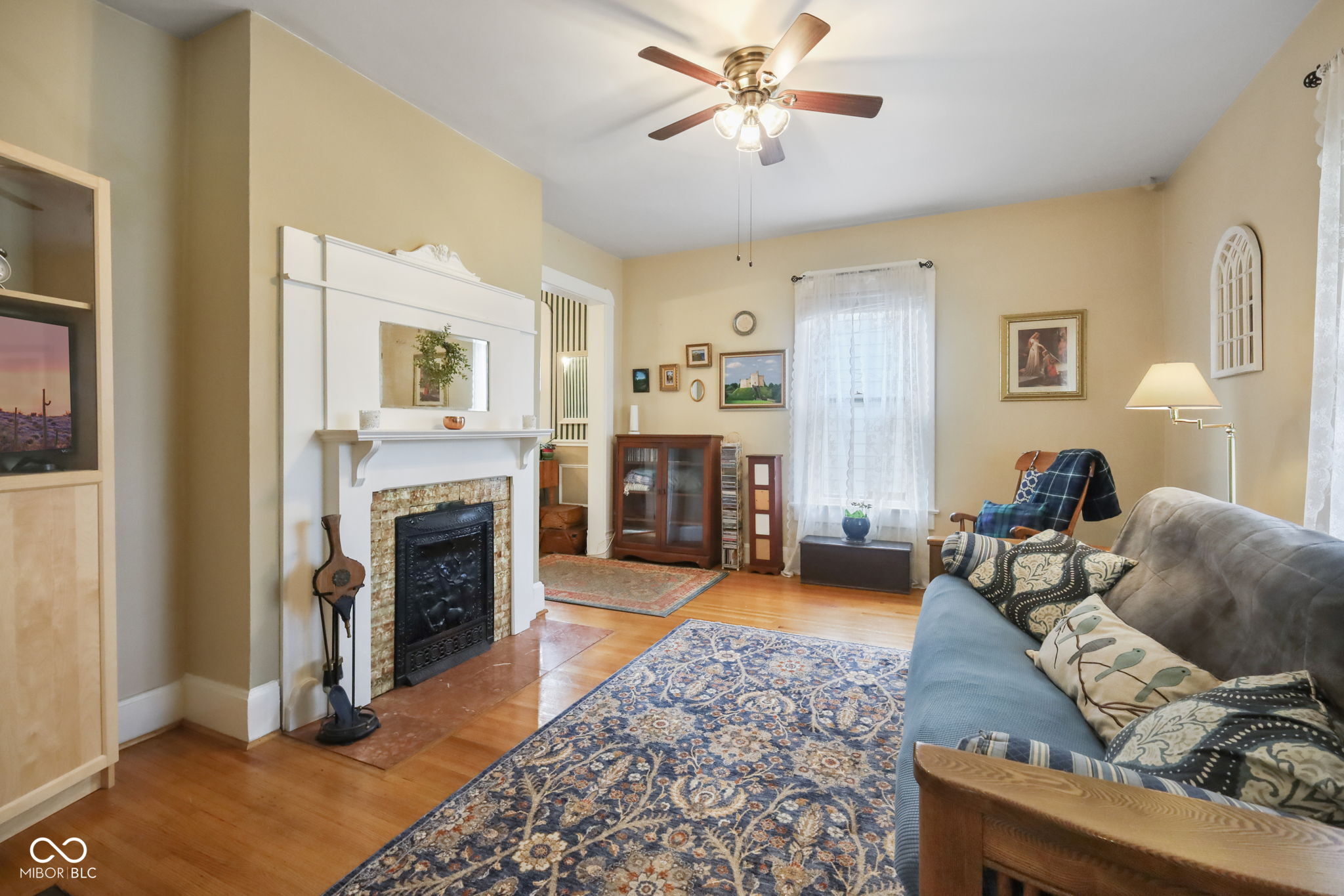 335 N Whittier Place