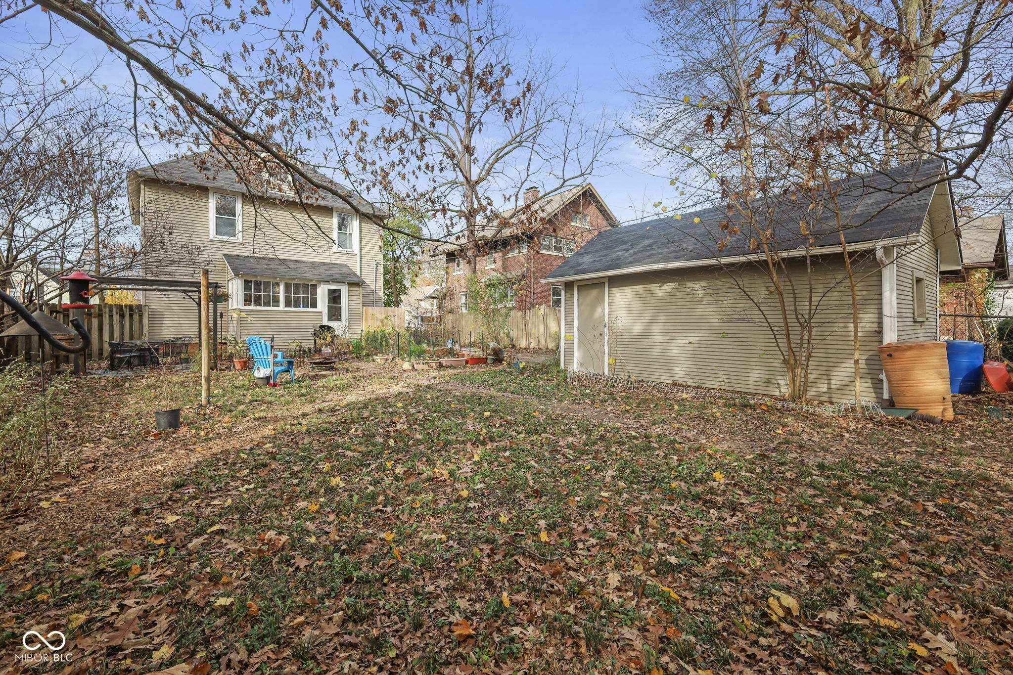 335 N Whittier Place