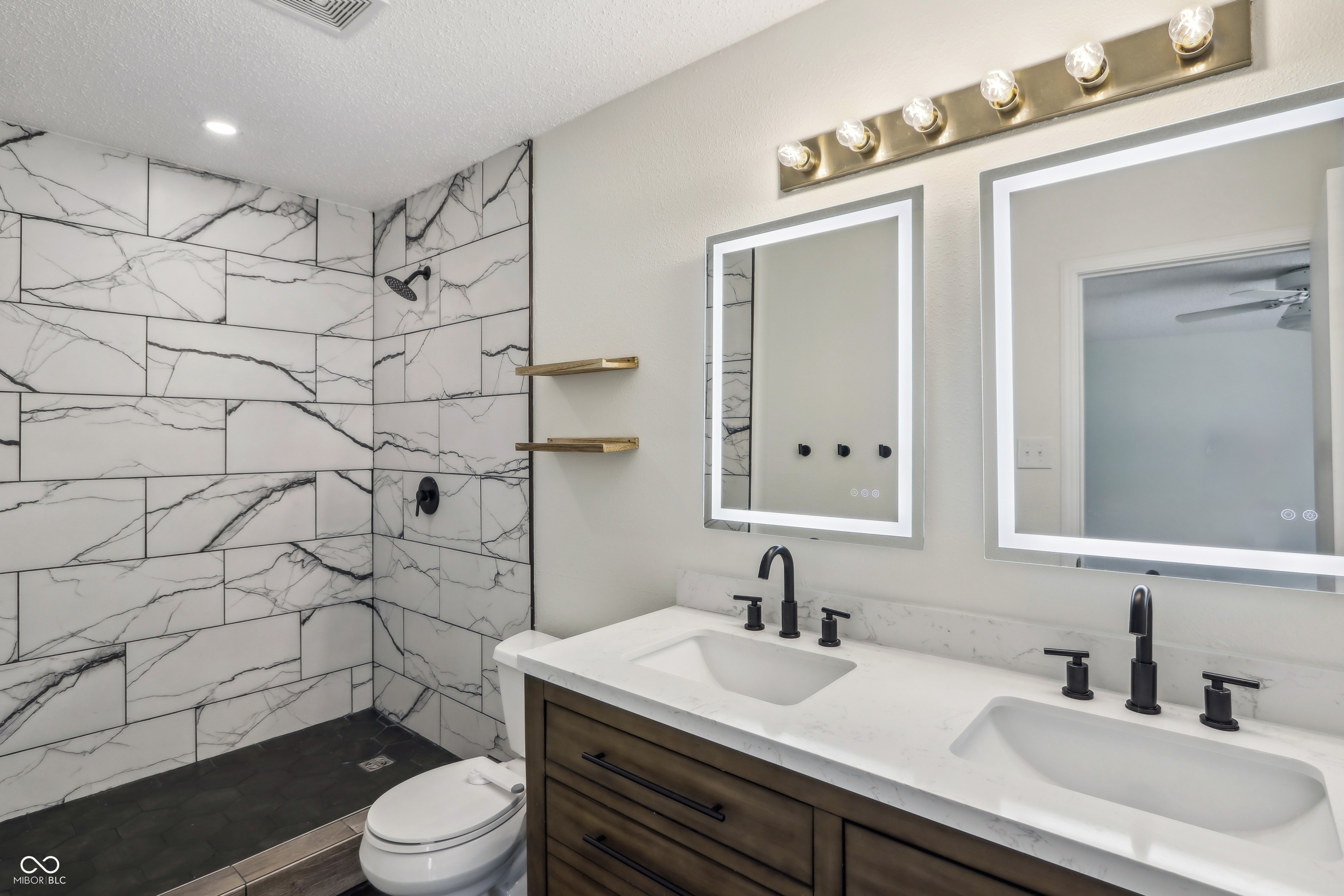 14278 Holly Berry Circle