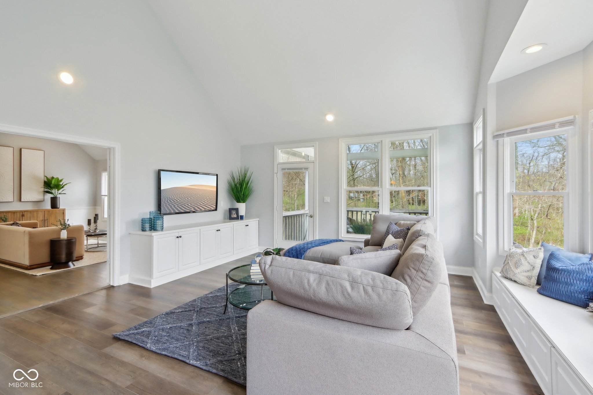8015 Sargent Ridge