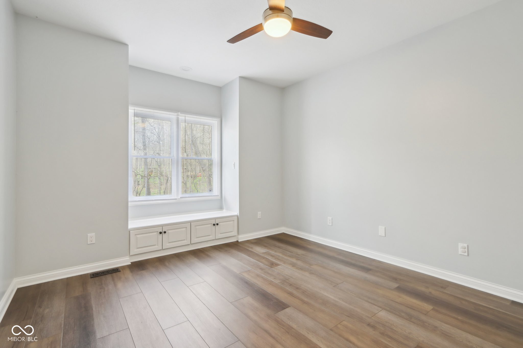 8015 Sargent Ridge