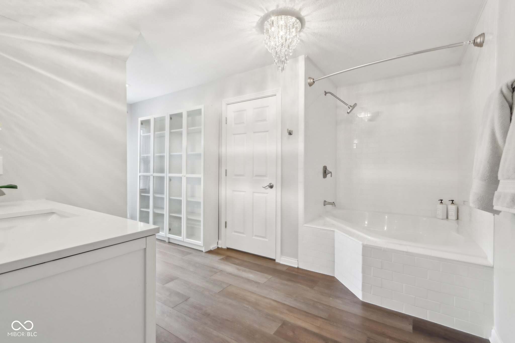 8015 Sargent Ridge