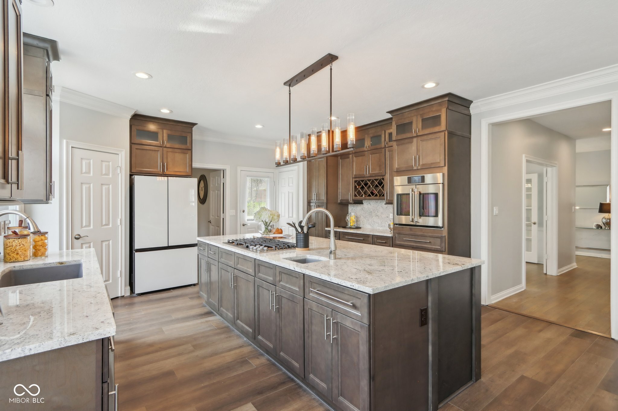 8015 Sargent Ridge