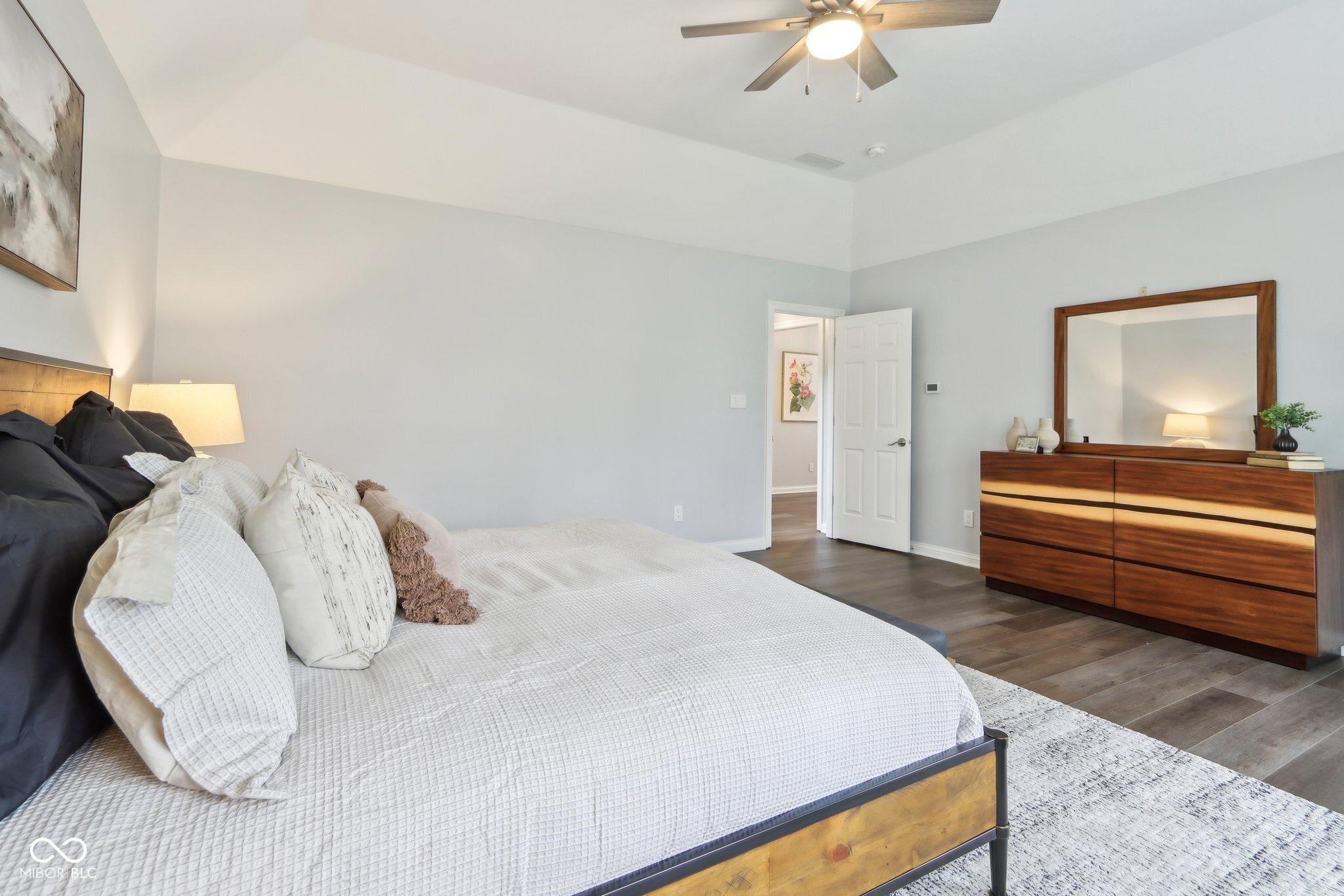 8015 Sargent Ridge