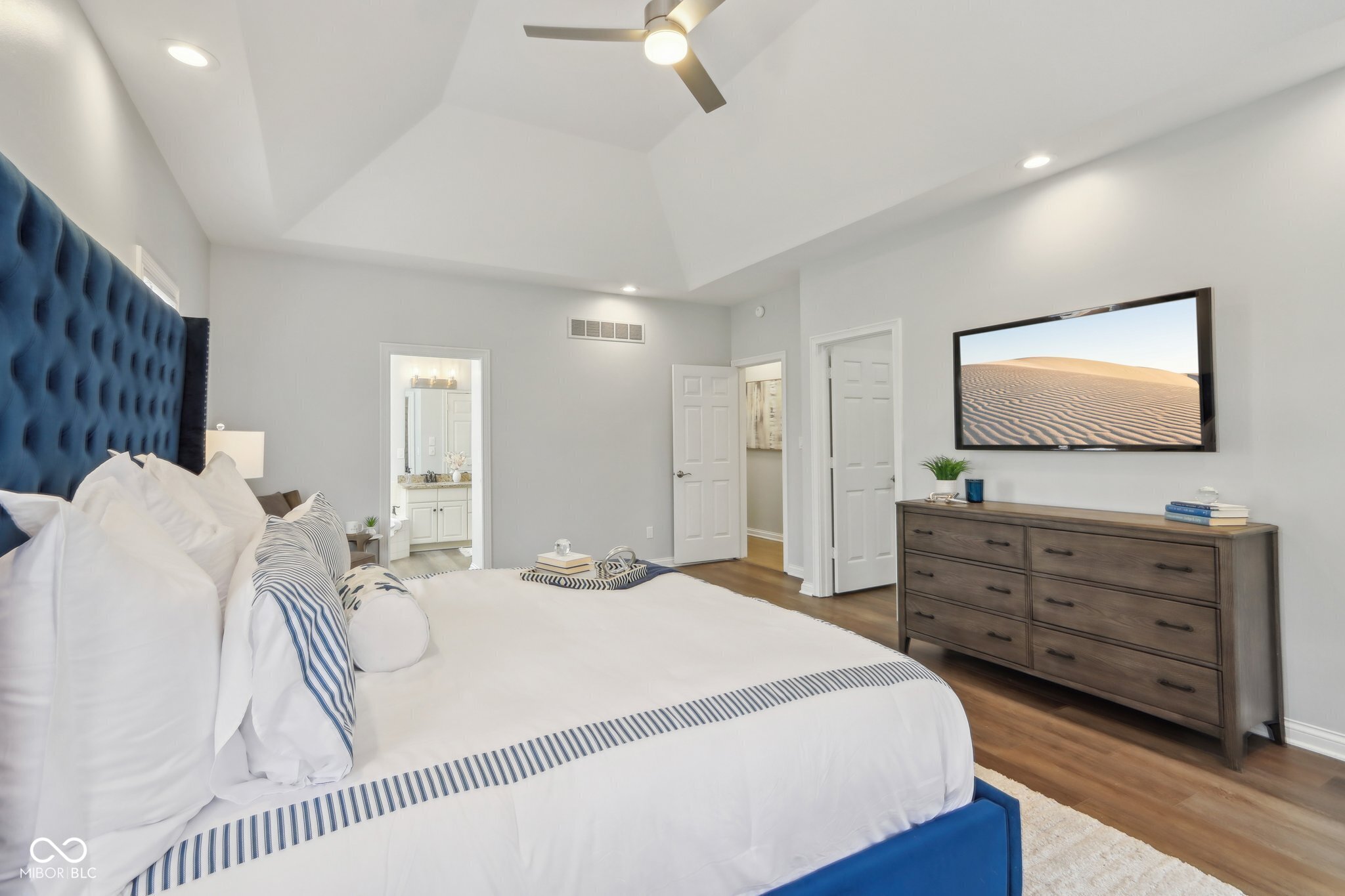 8015 Sargent Ridge