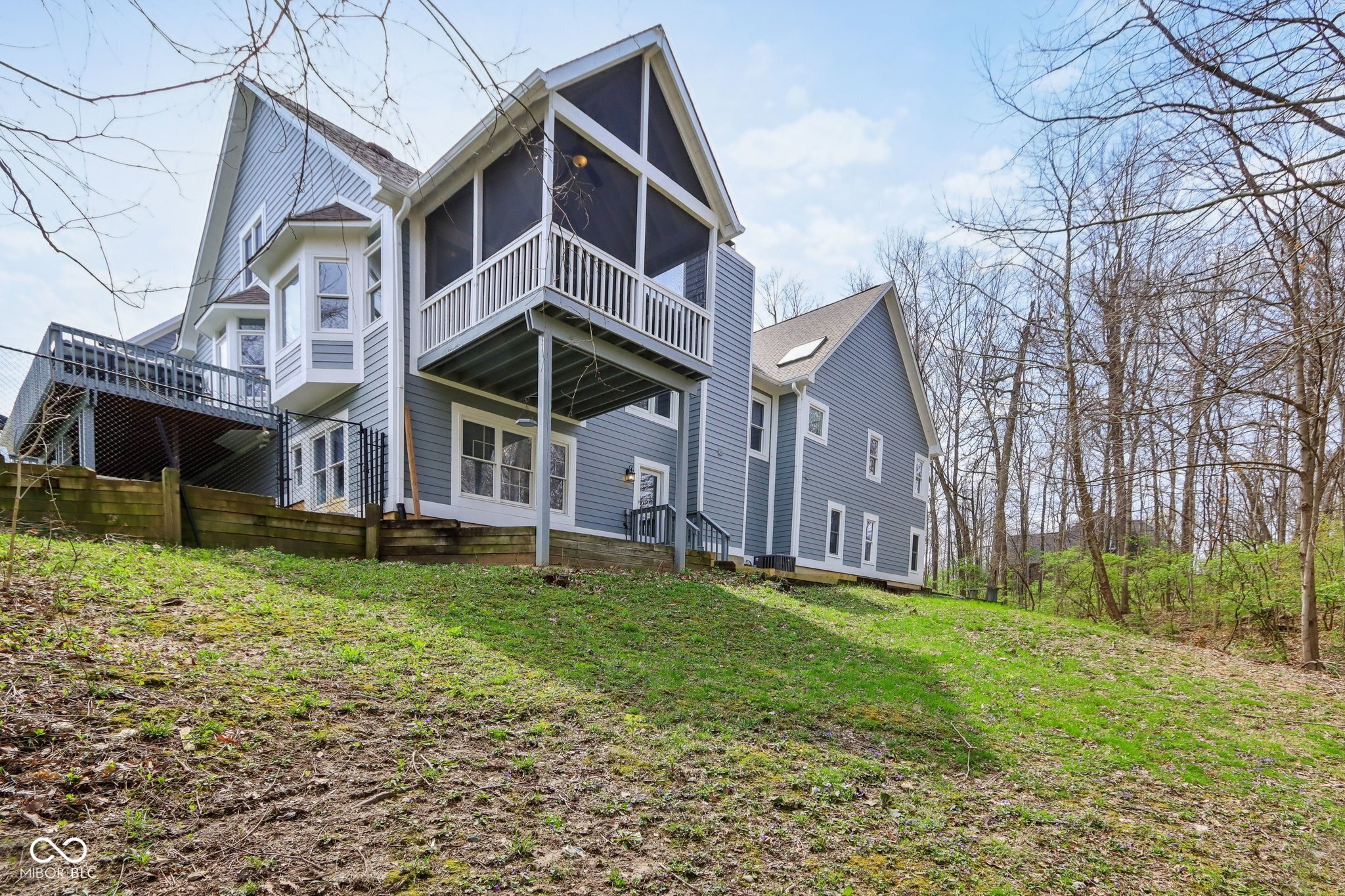8015 Sargent Ridge
