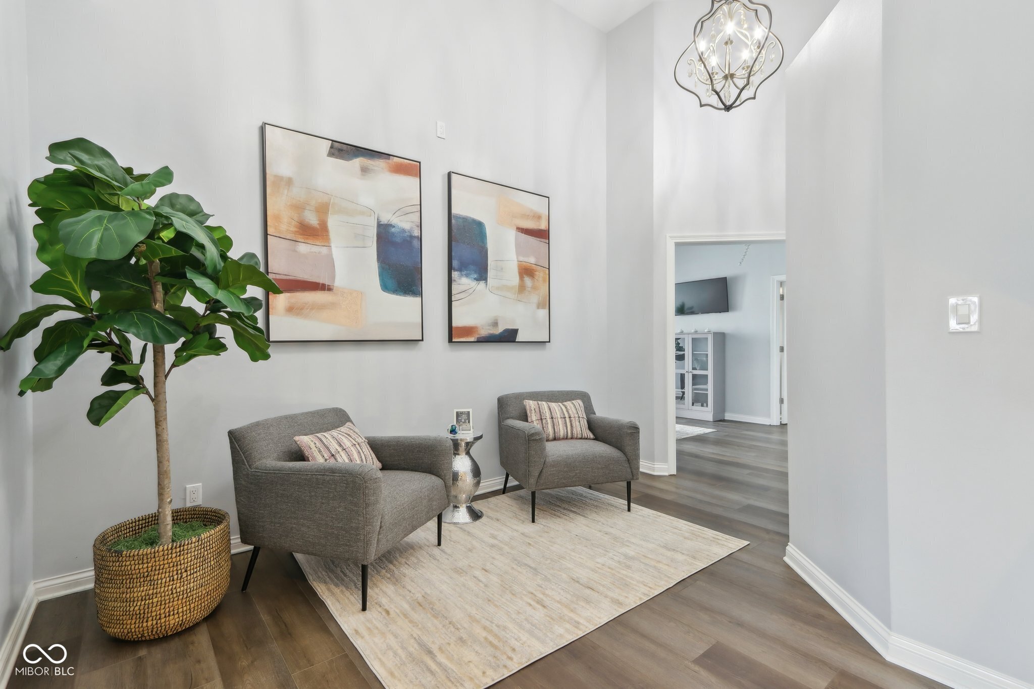 8015 Sargent Ridge