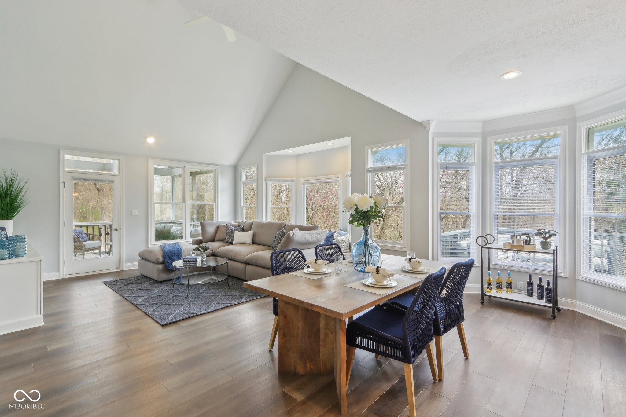 8015 Sargent Ridge