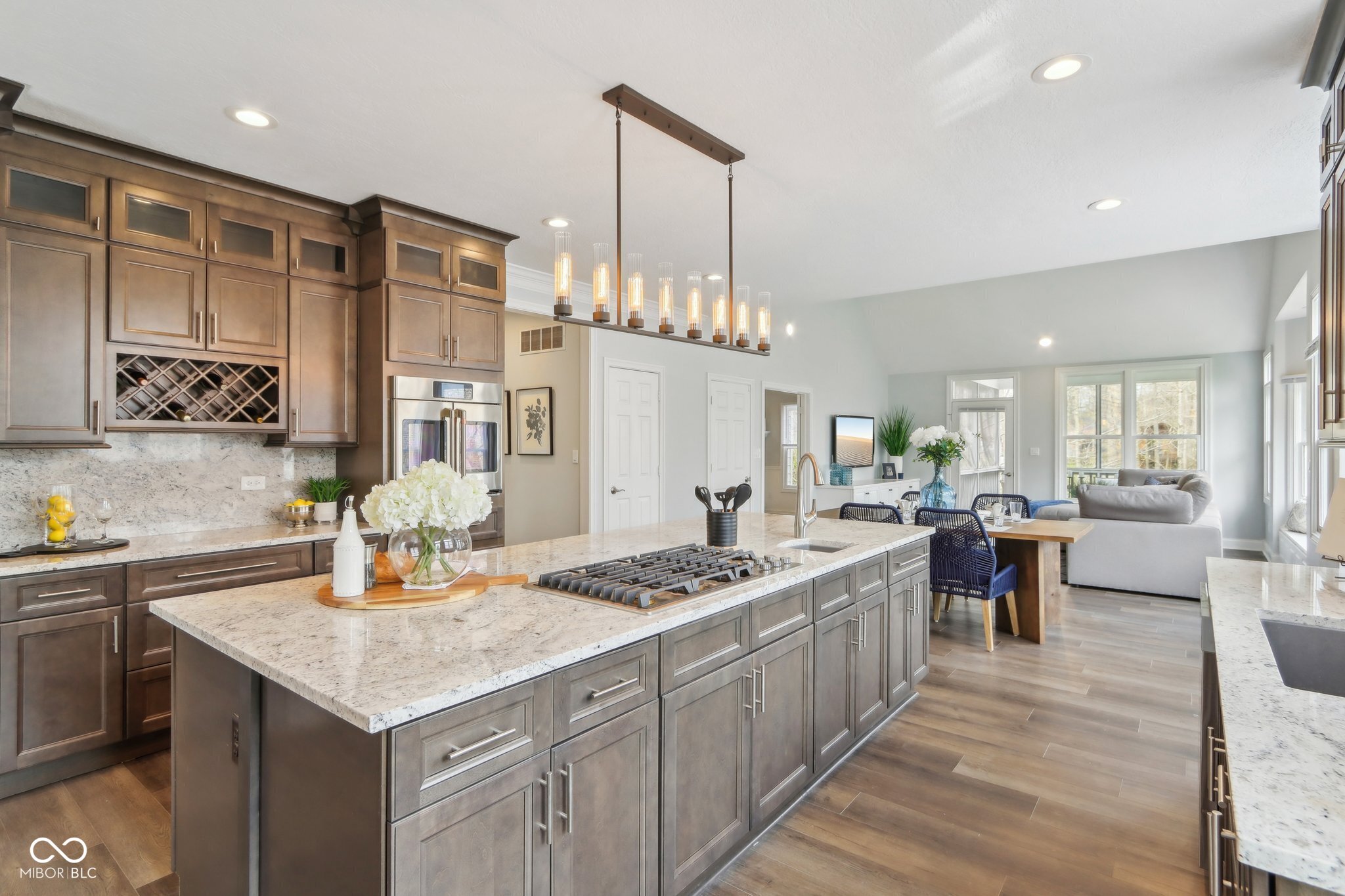 8015 Sargent Ridge