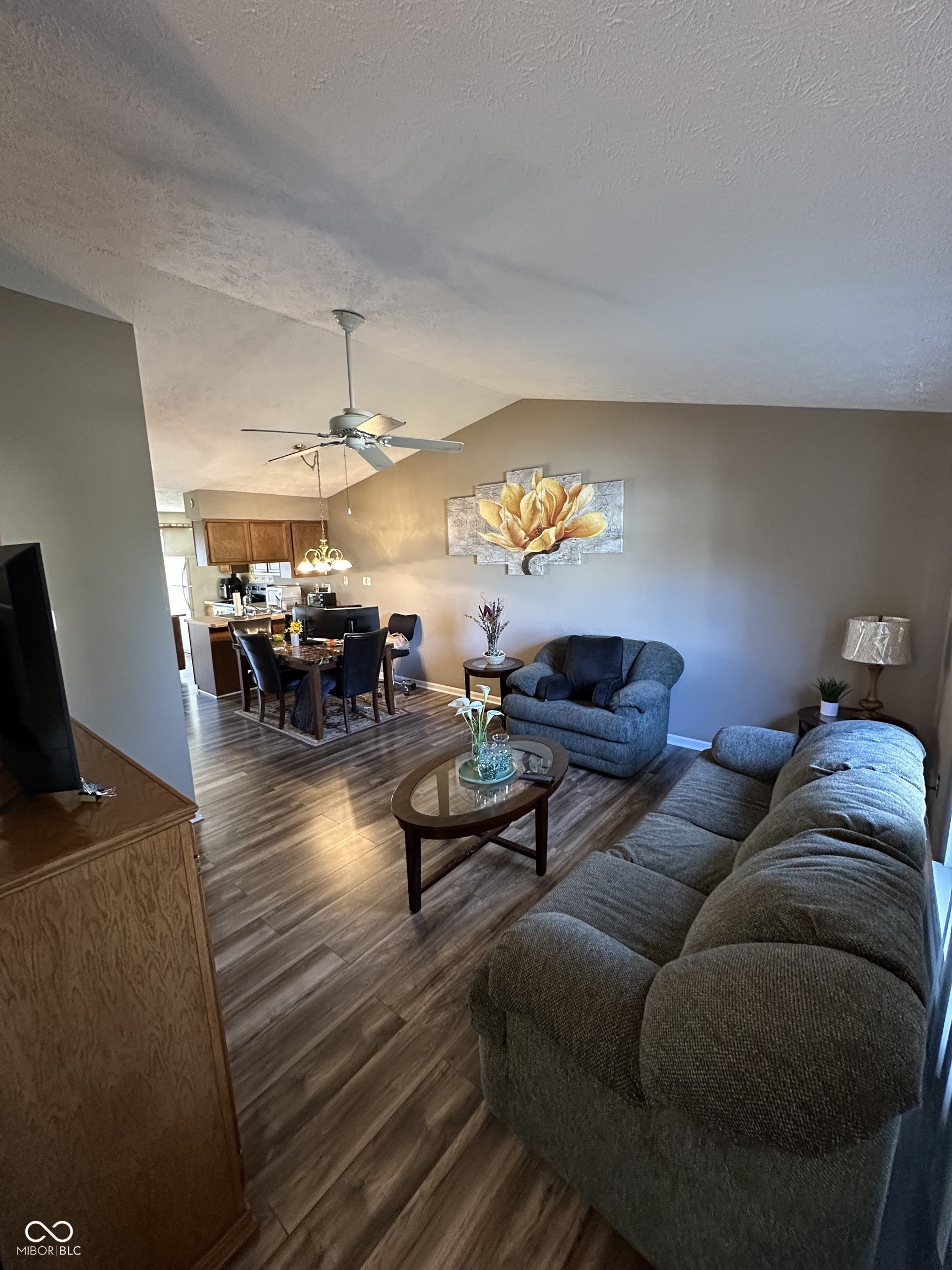 1755 N Wellesley Commons