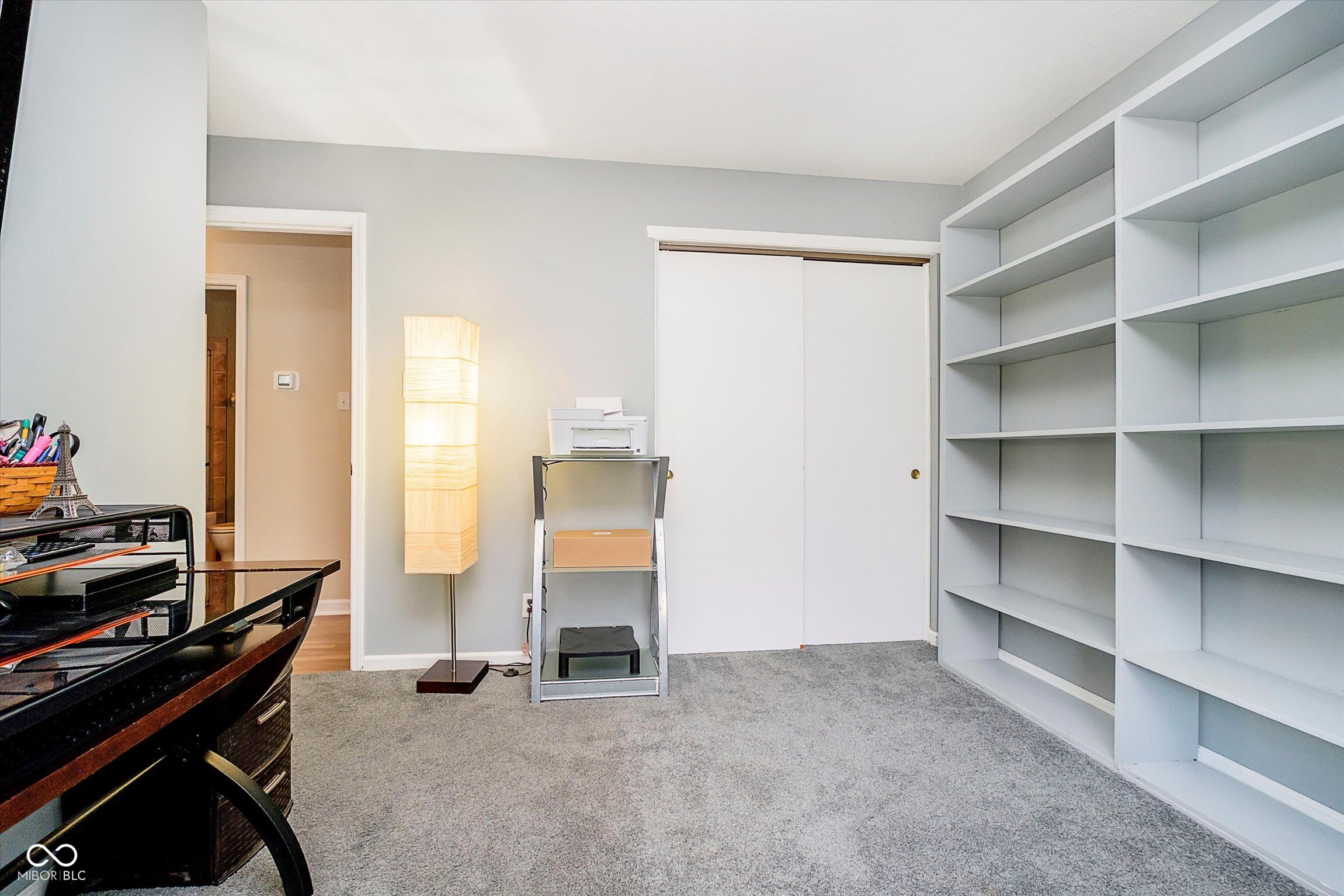 8527 Honeysuckle Way