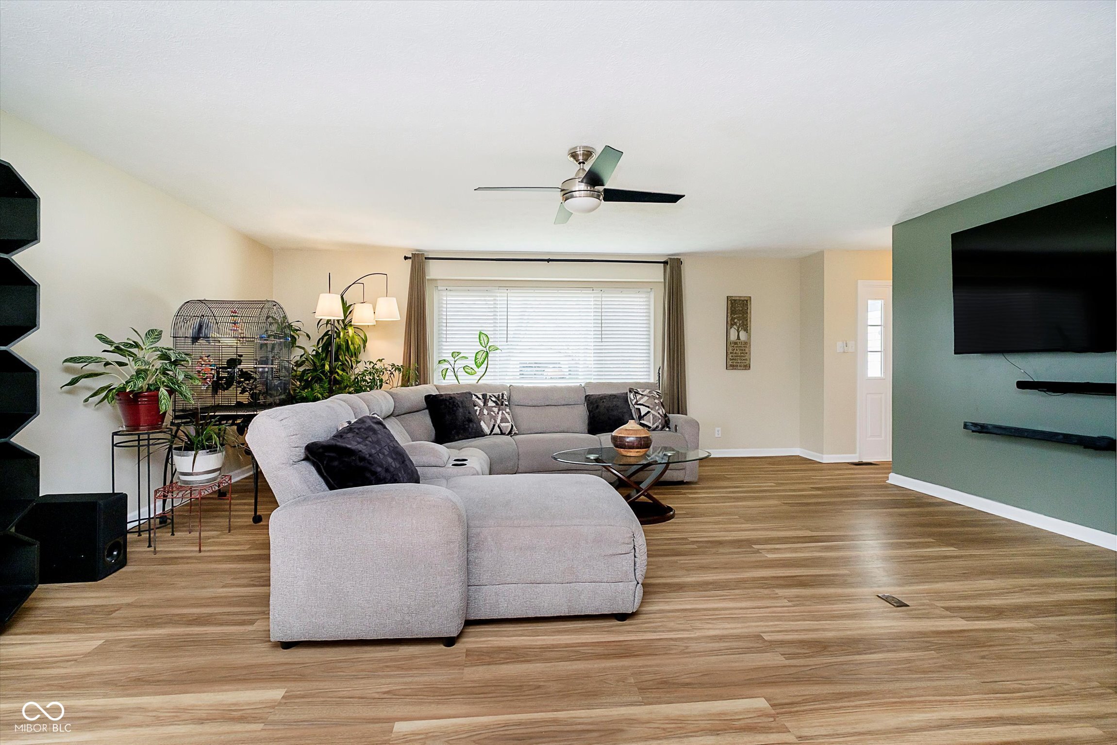 8527 Honeysuckle Way