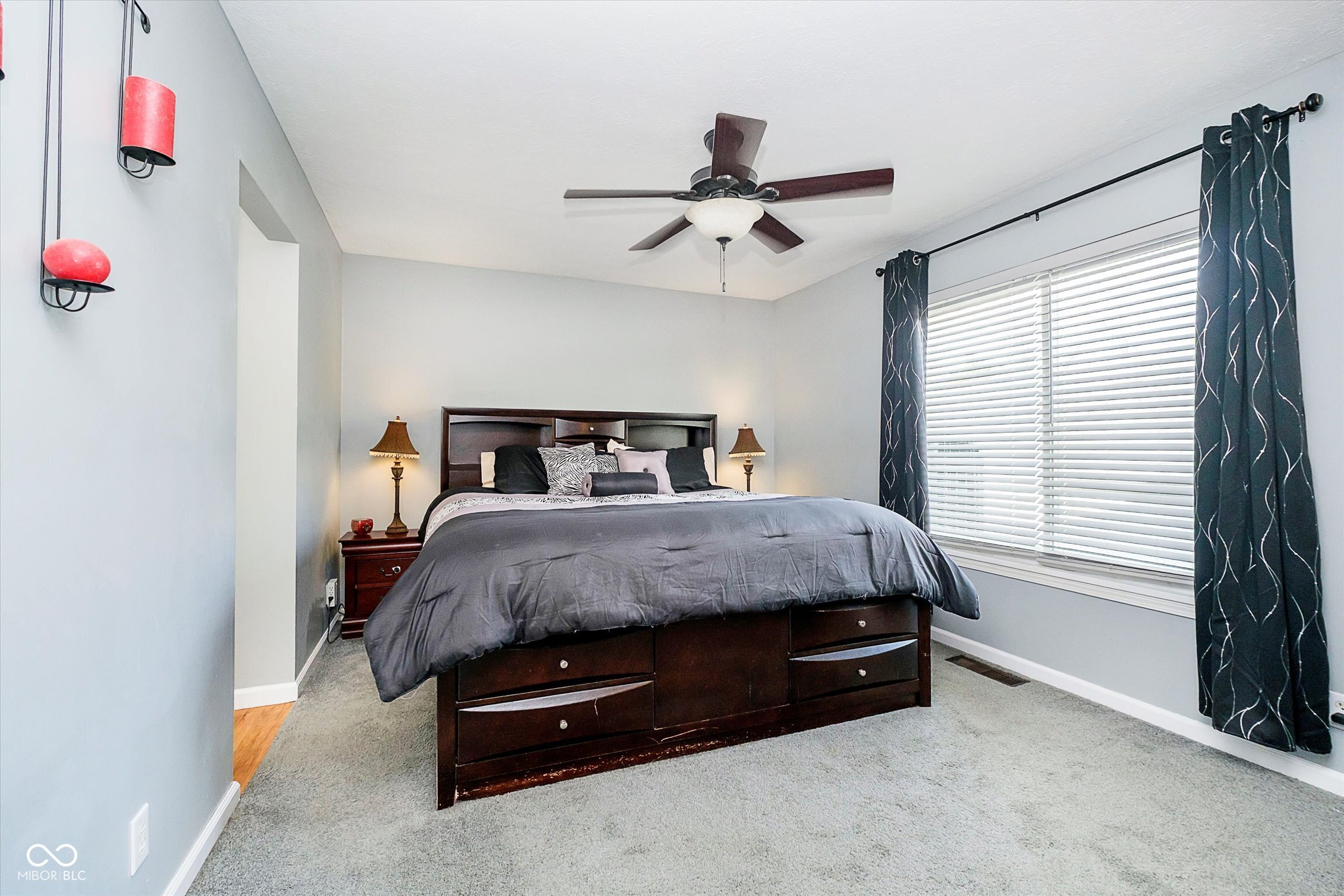 8527 Honeysuckle Way