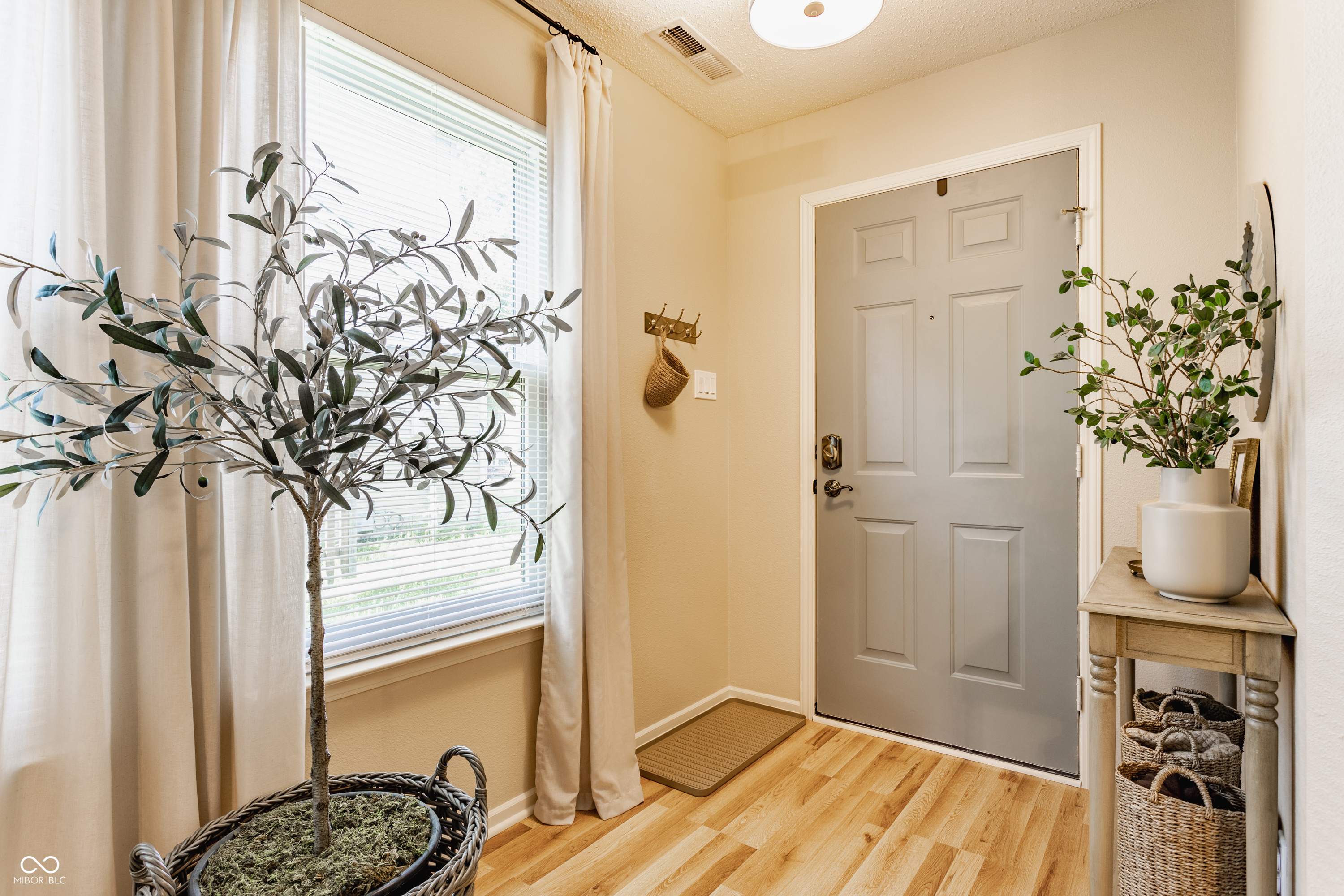 14291 Holly Berry Circle