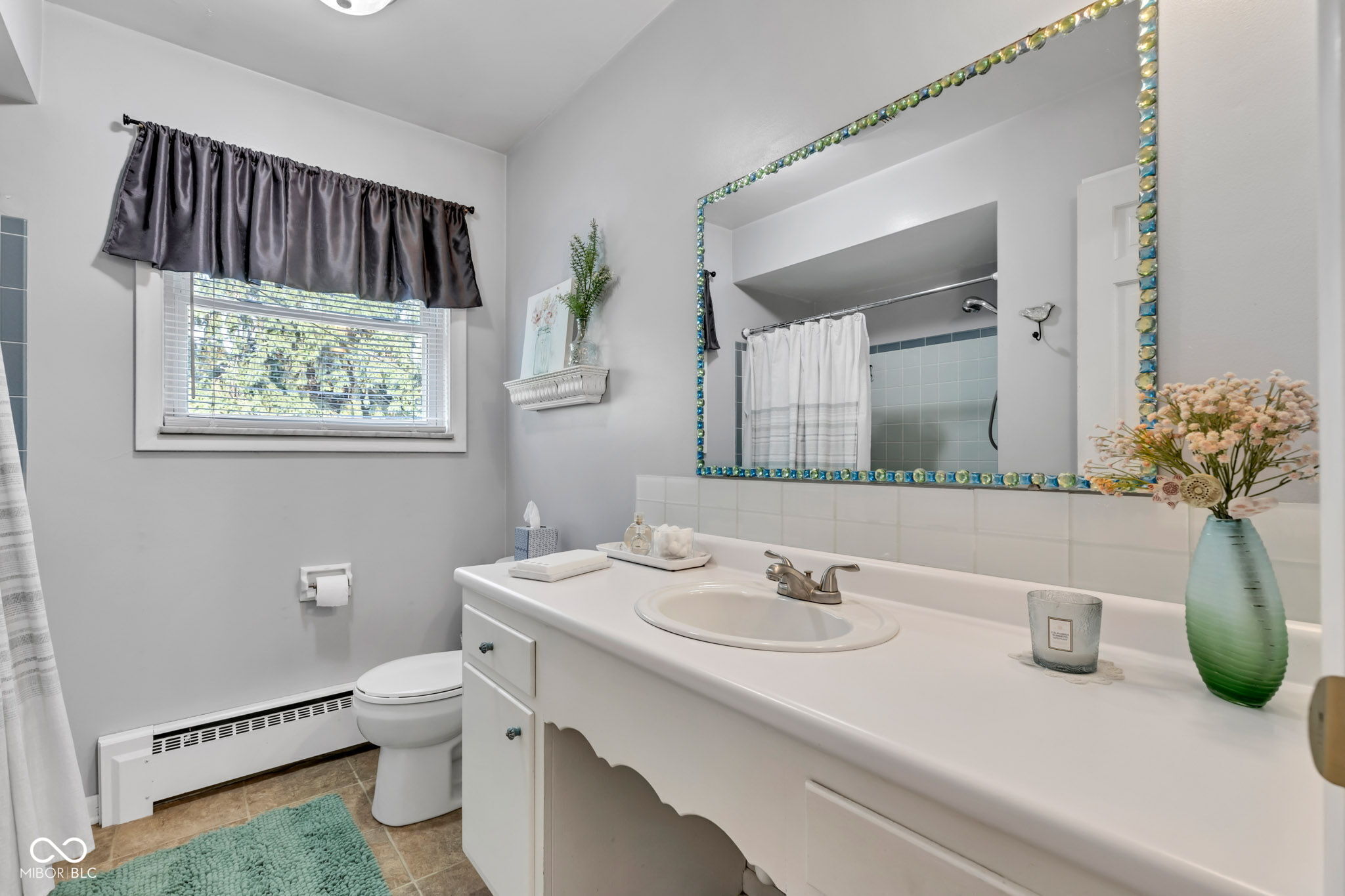 703 Chapel Hill W Drive