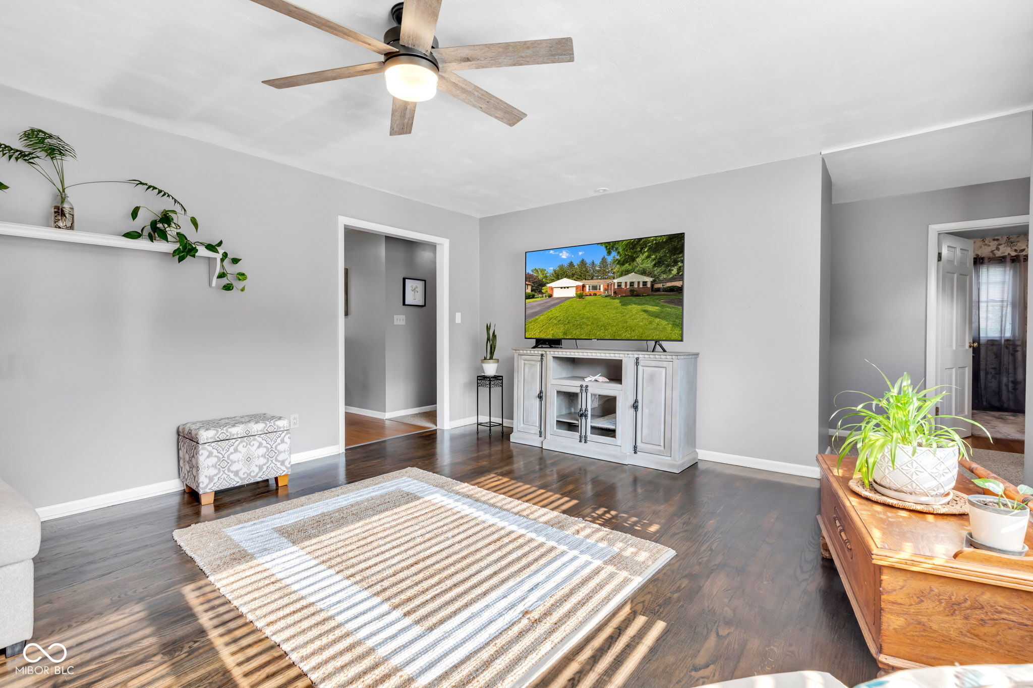 703 Chapel Hill W Drive