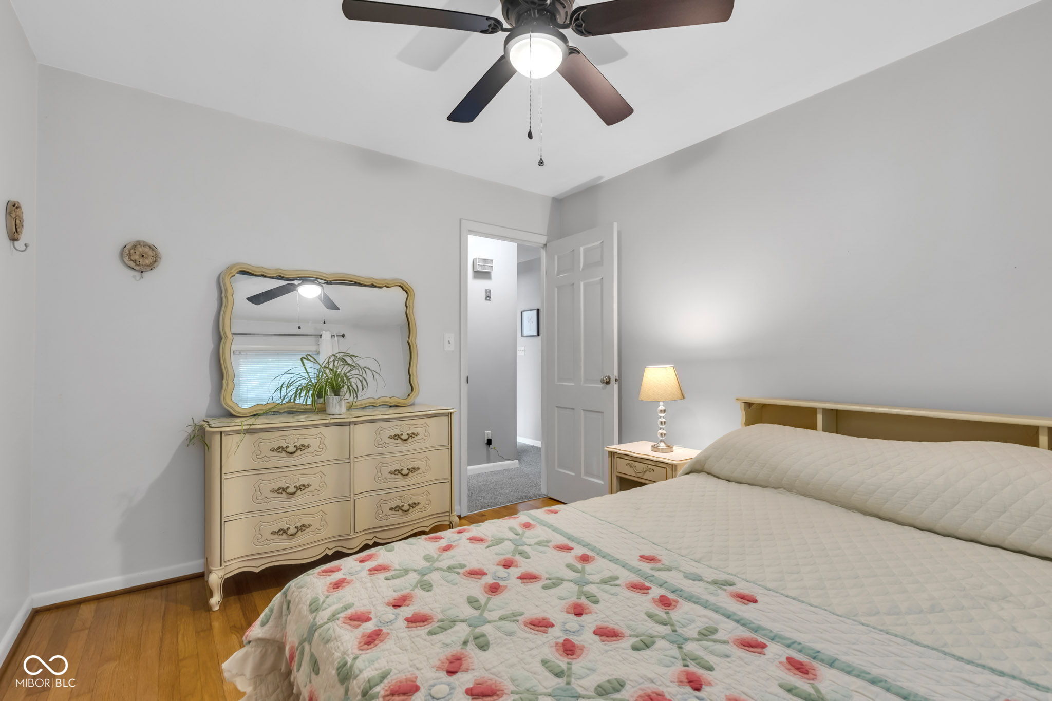 703 Chapel Hill W Drive