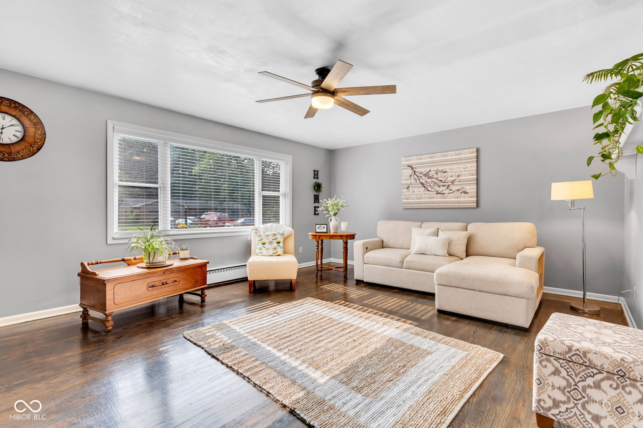 703 Chapel Hill W Drive