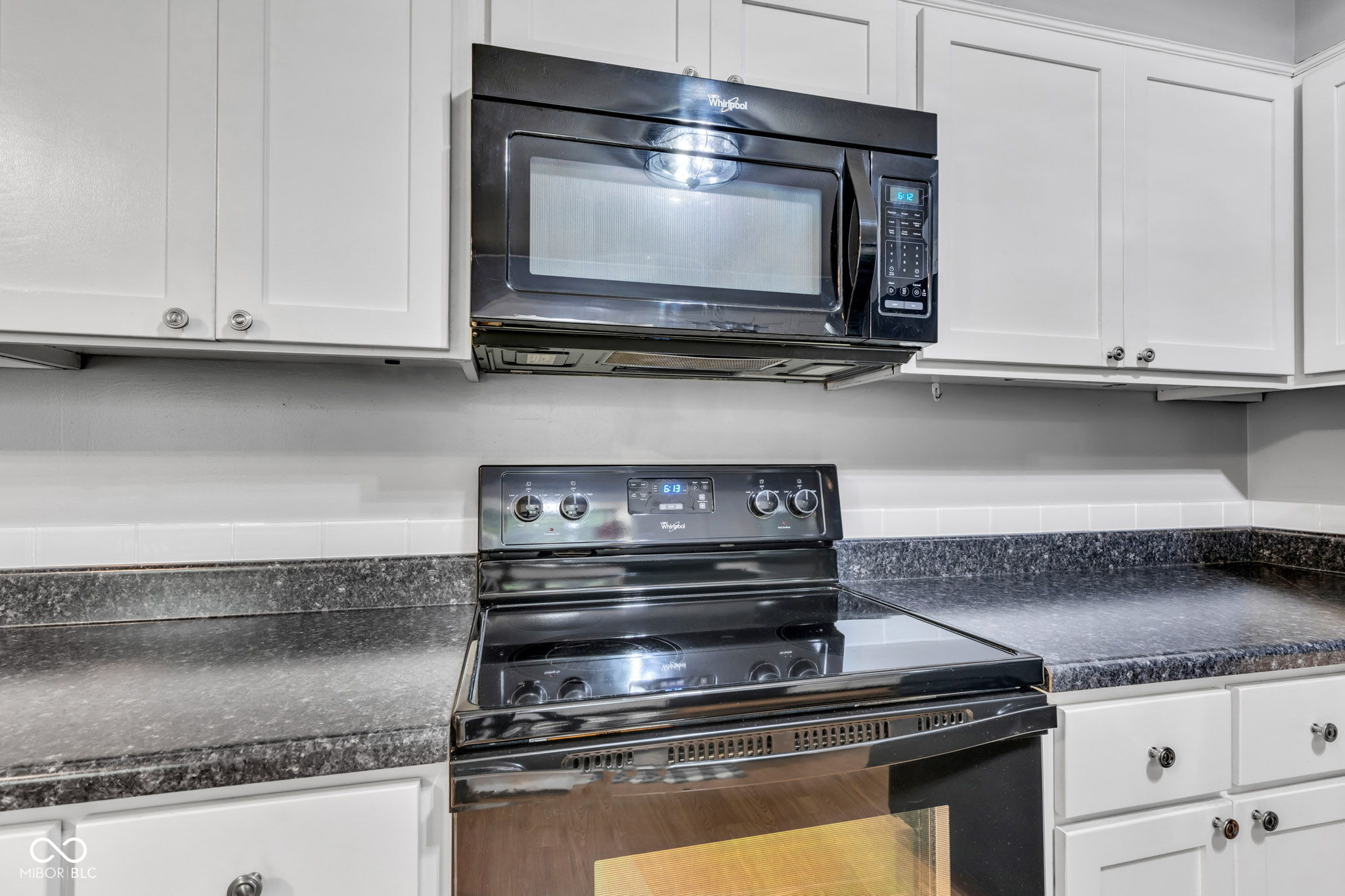 703 Chapel Hill W Drive