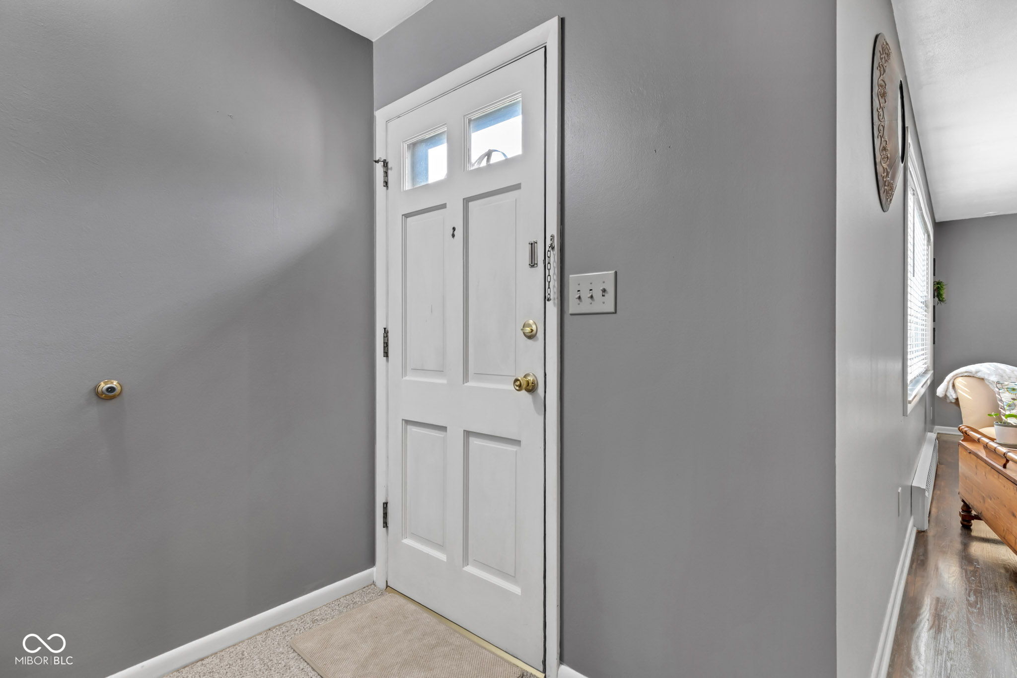 703 Chapel Hill W Drive