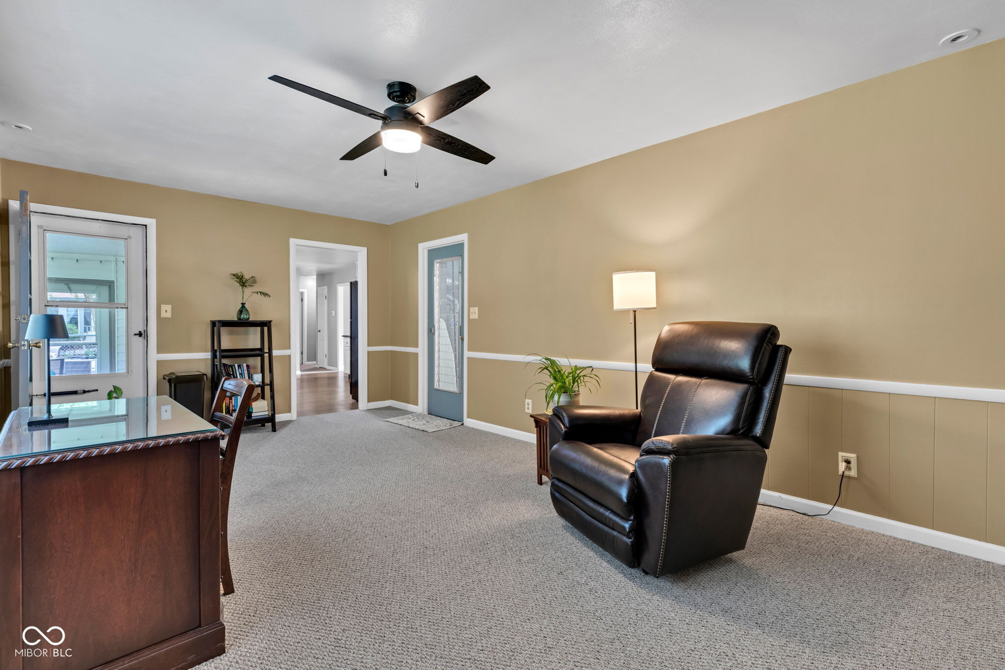 703 Chapel Hill W Drive