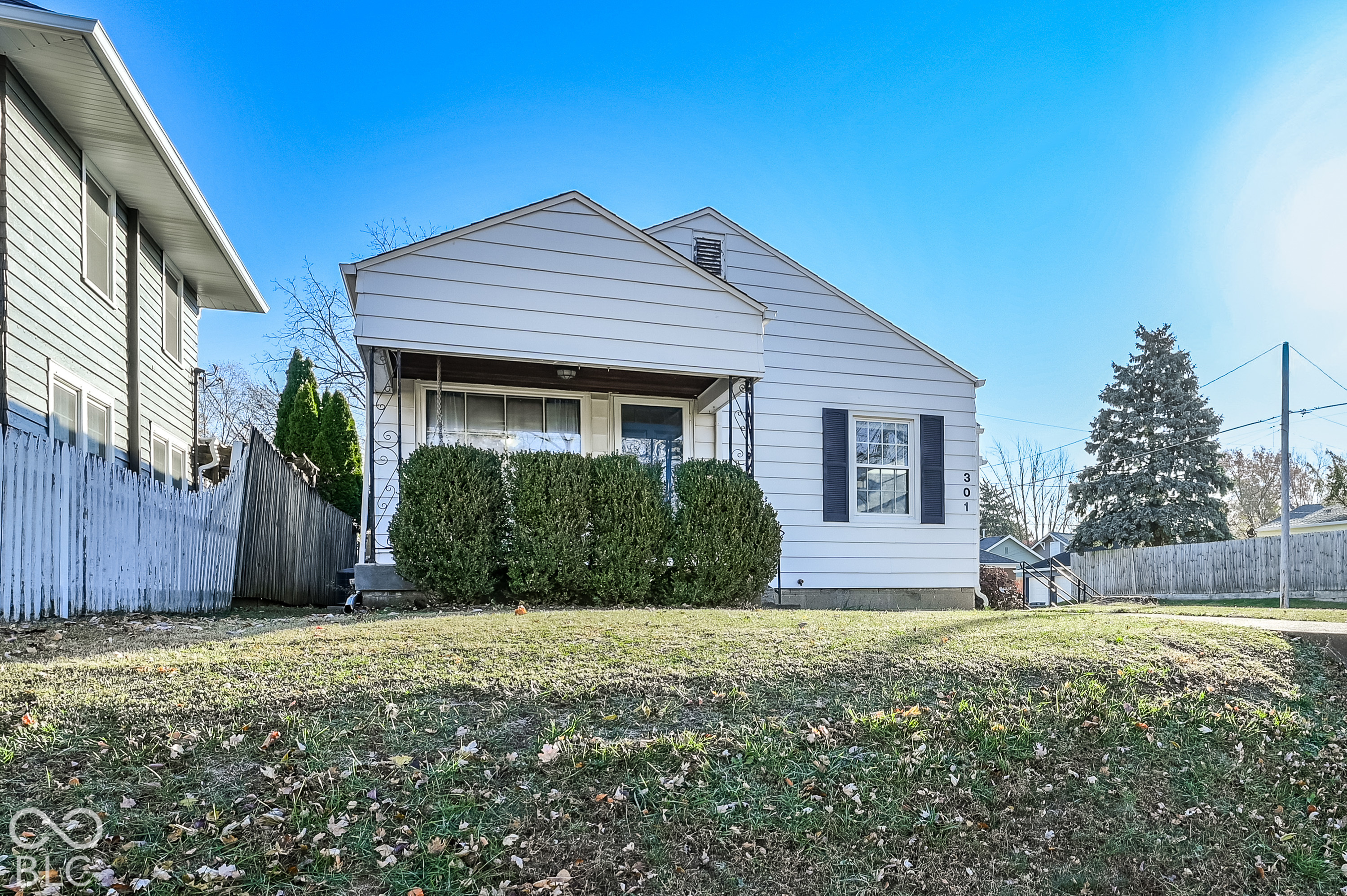 301 N Ridgeview Drive