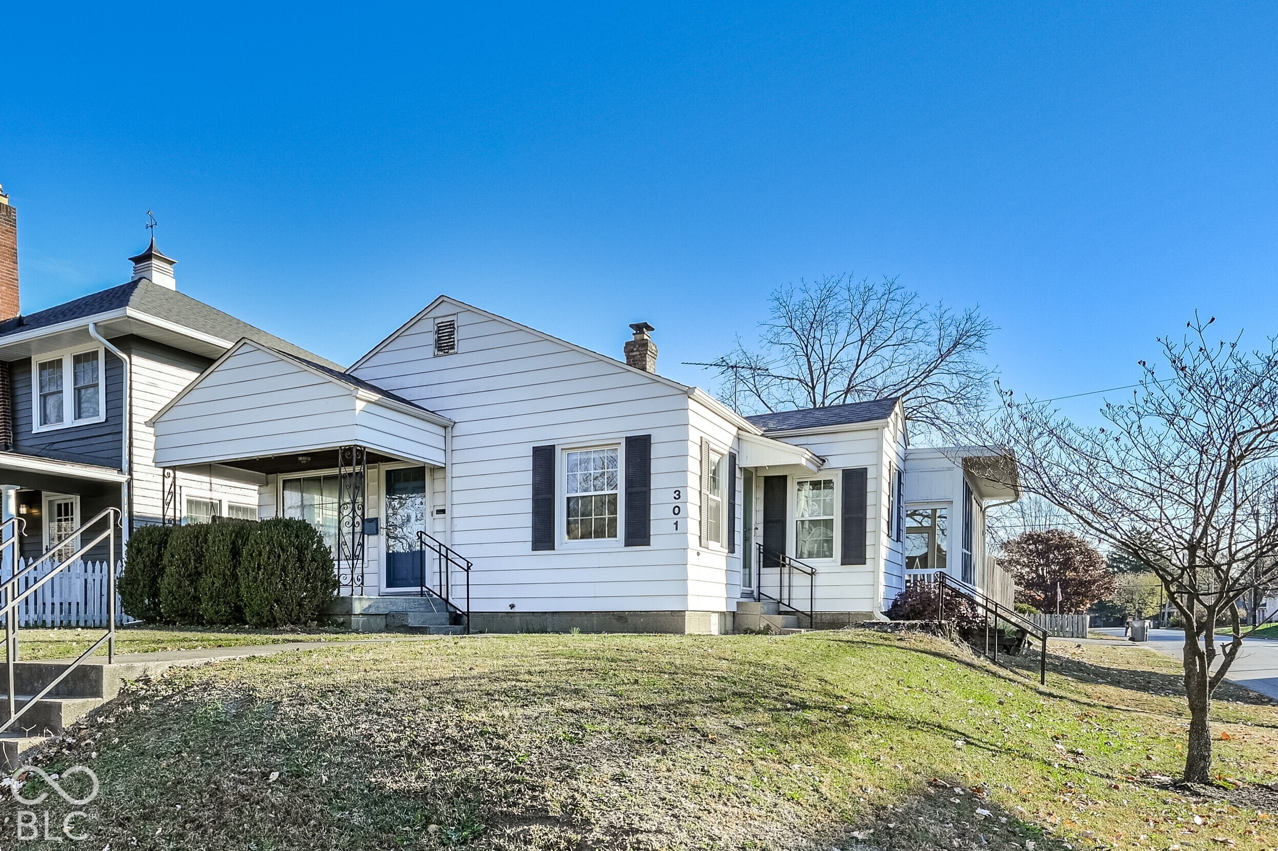 301 N Ridgeview Drive