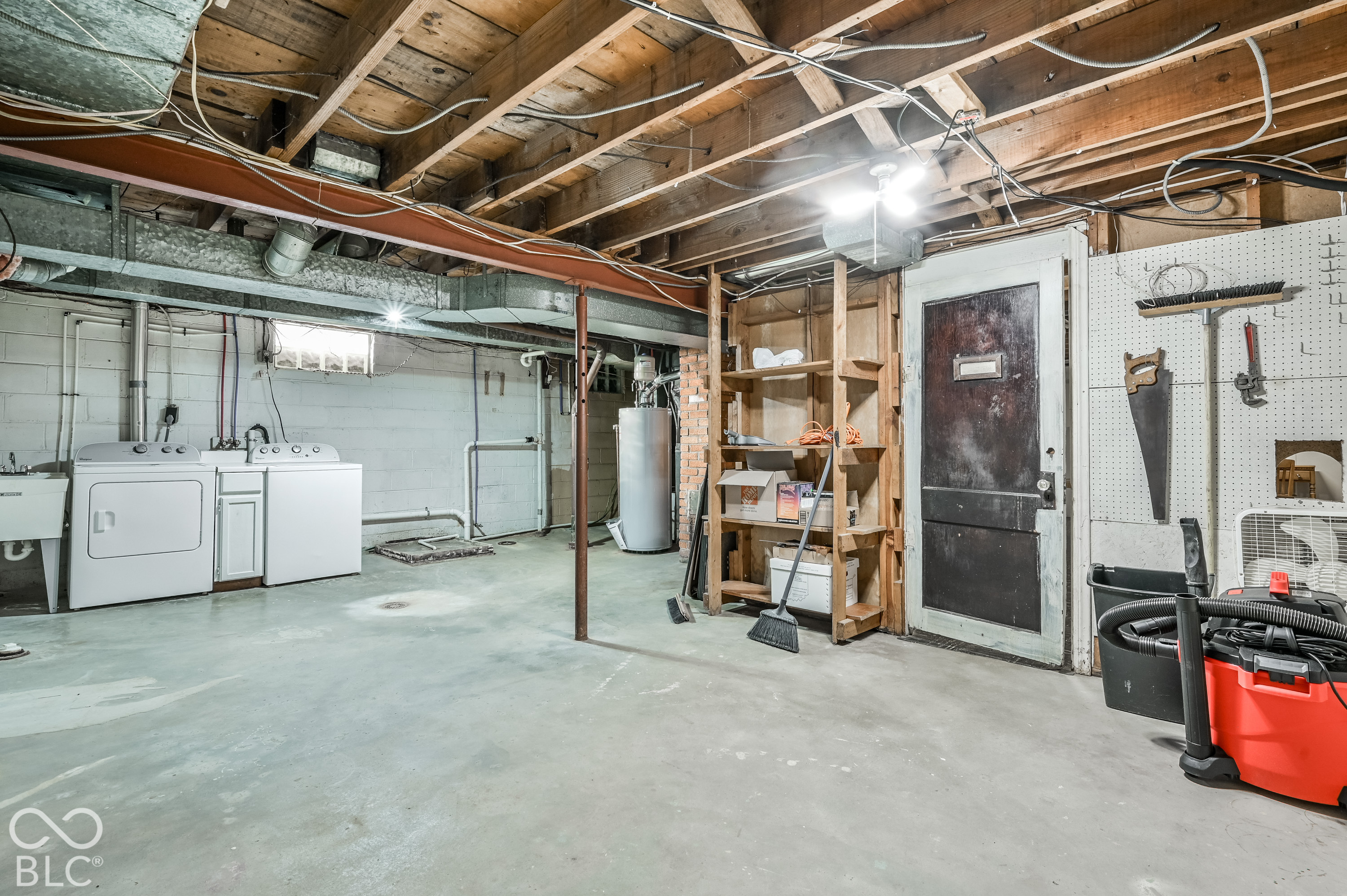301 N Ridgeview Drive