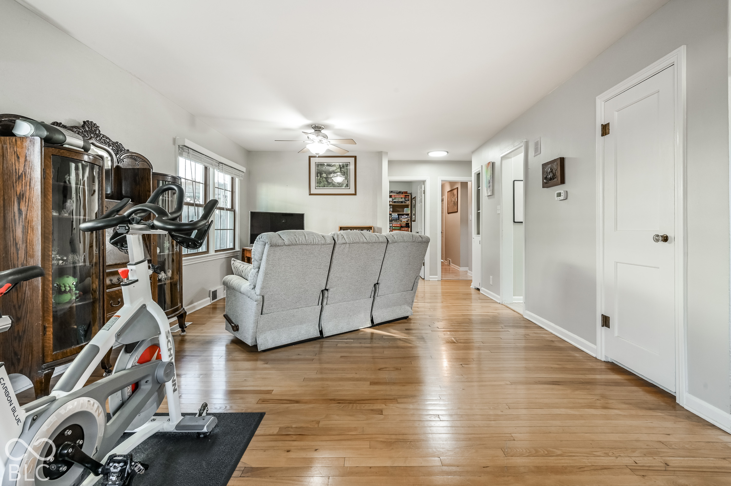 301 N Ridgeview Drive