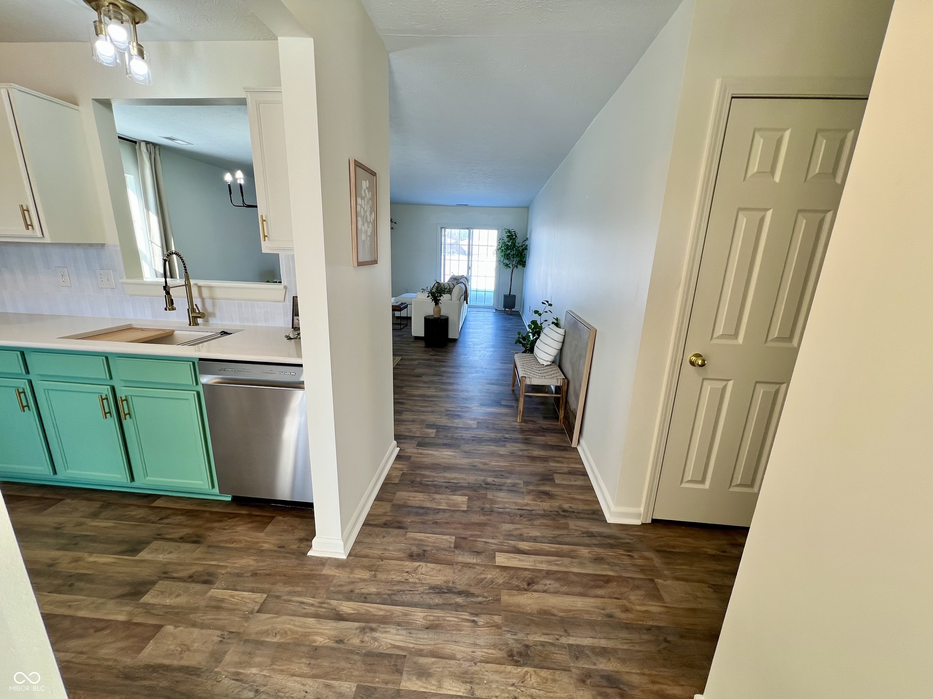 6884 N Laredo Drive