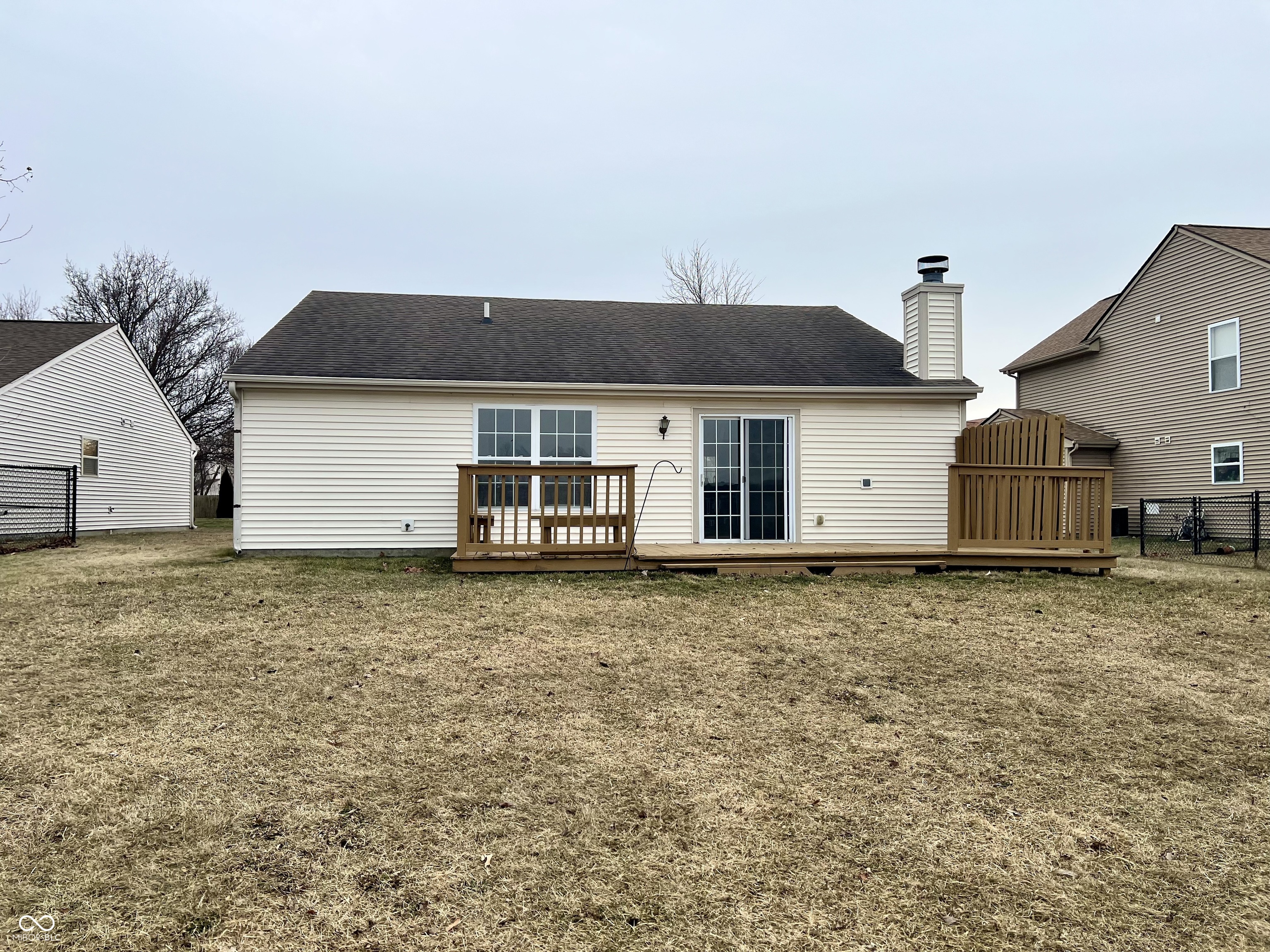 6884 N Laredo Drive