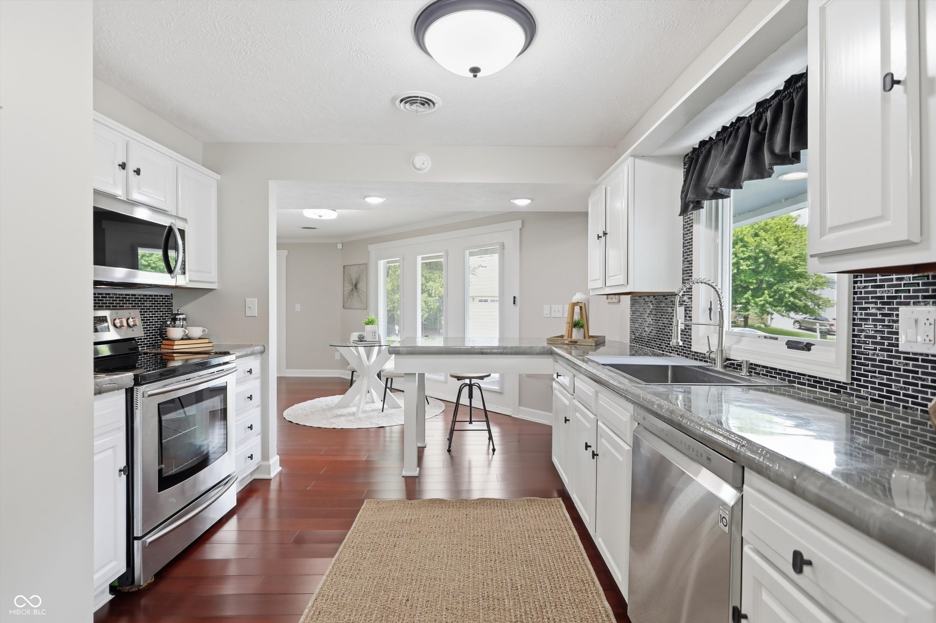 169 Bayview Drive