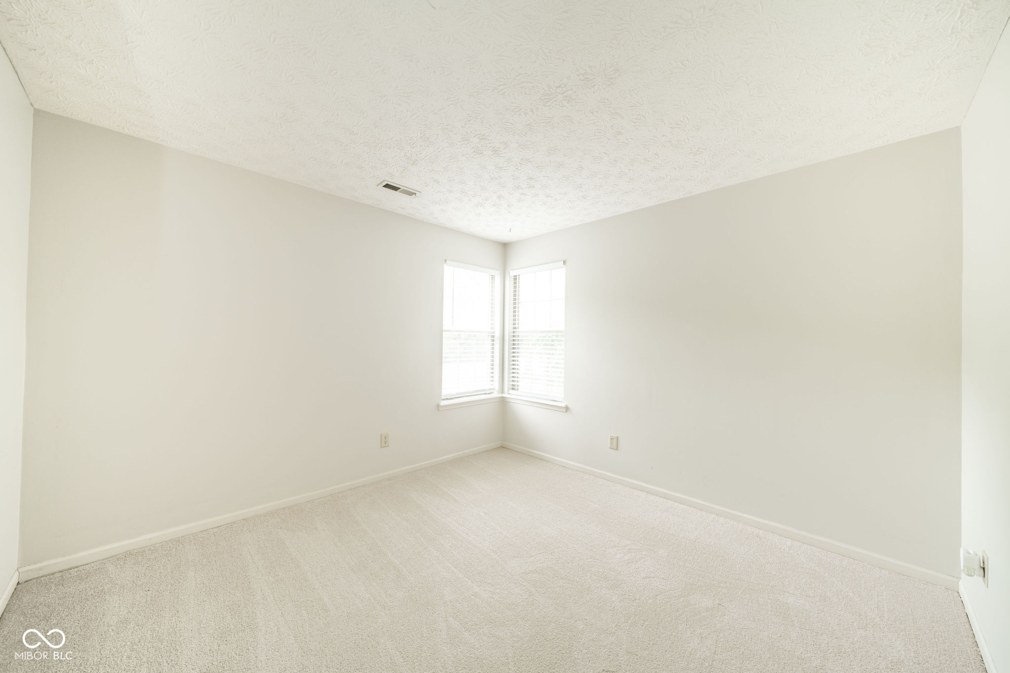 7432 Harbour Isle