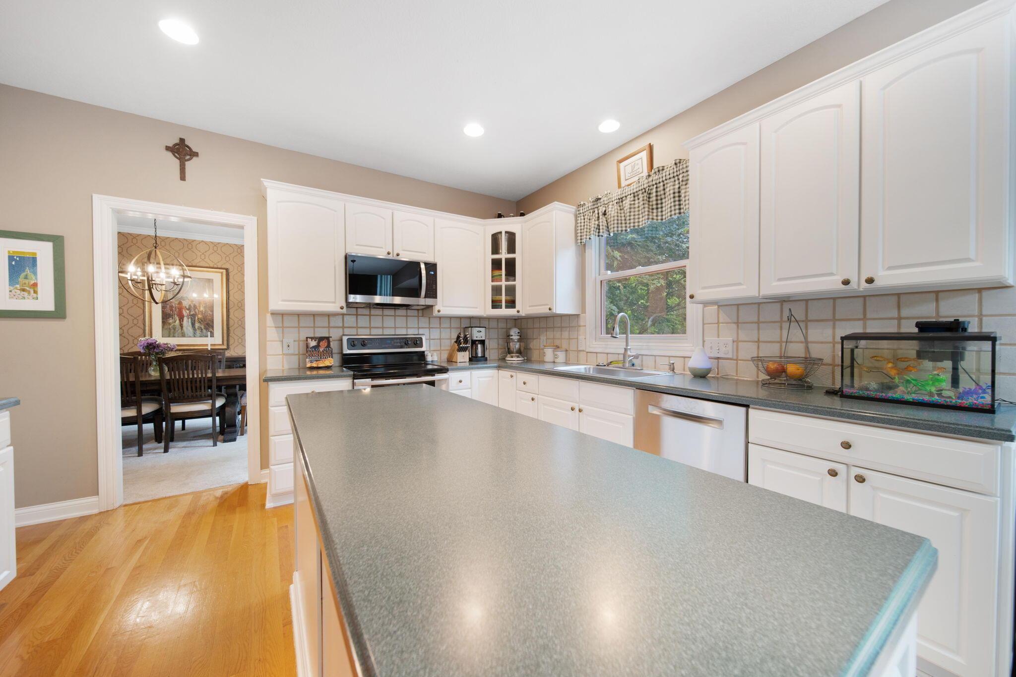 3929 Meadow Knoll Road