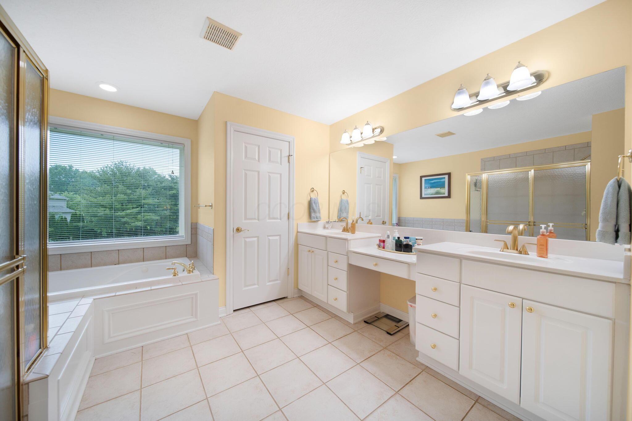 3929 Meadow Knoll Road