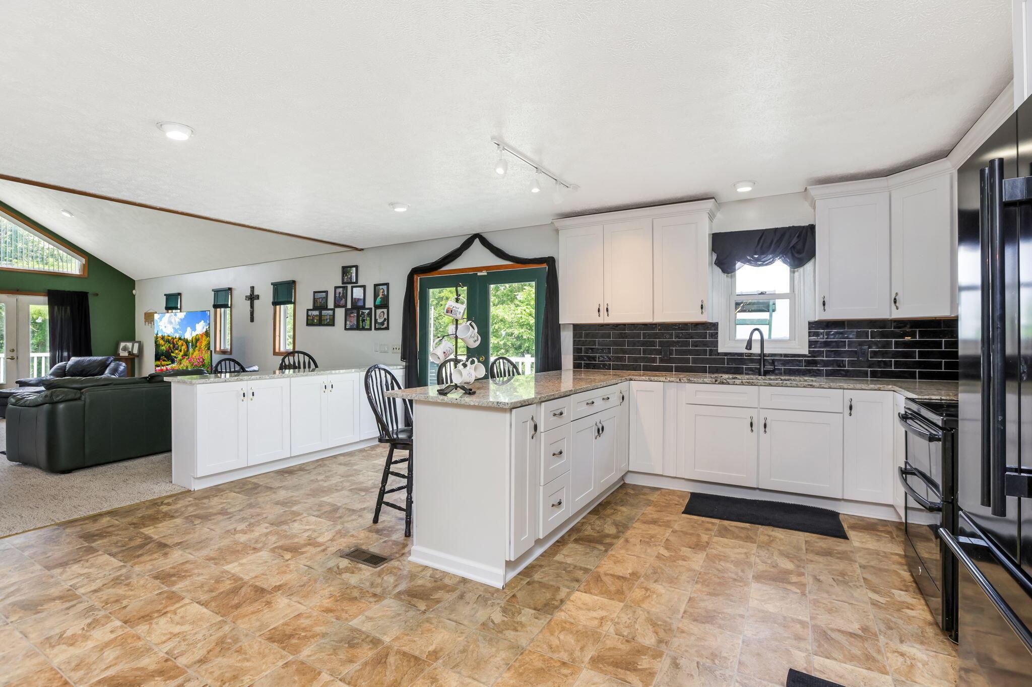 51801 State Route 671