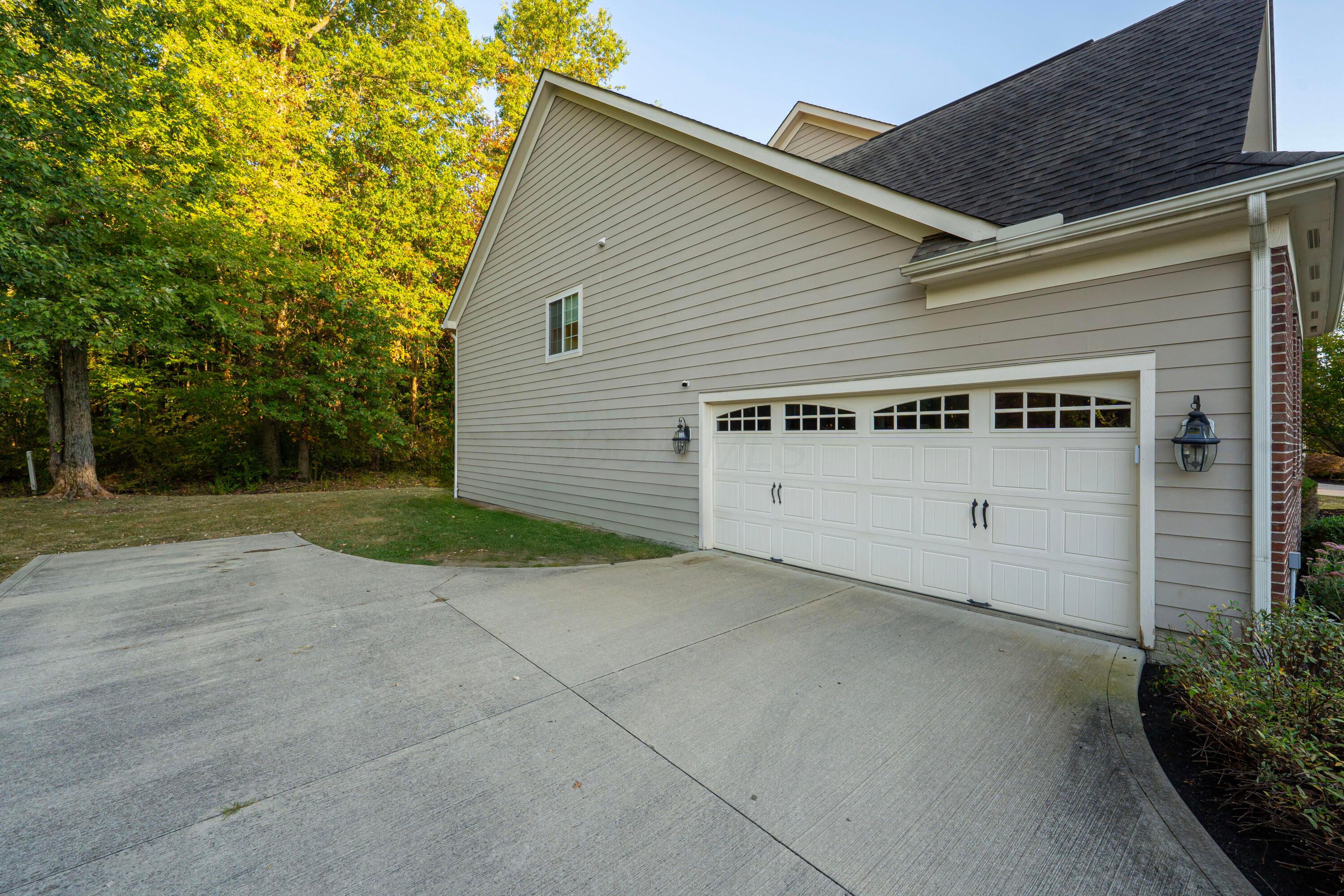 2942 Clark State Crossing