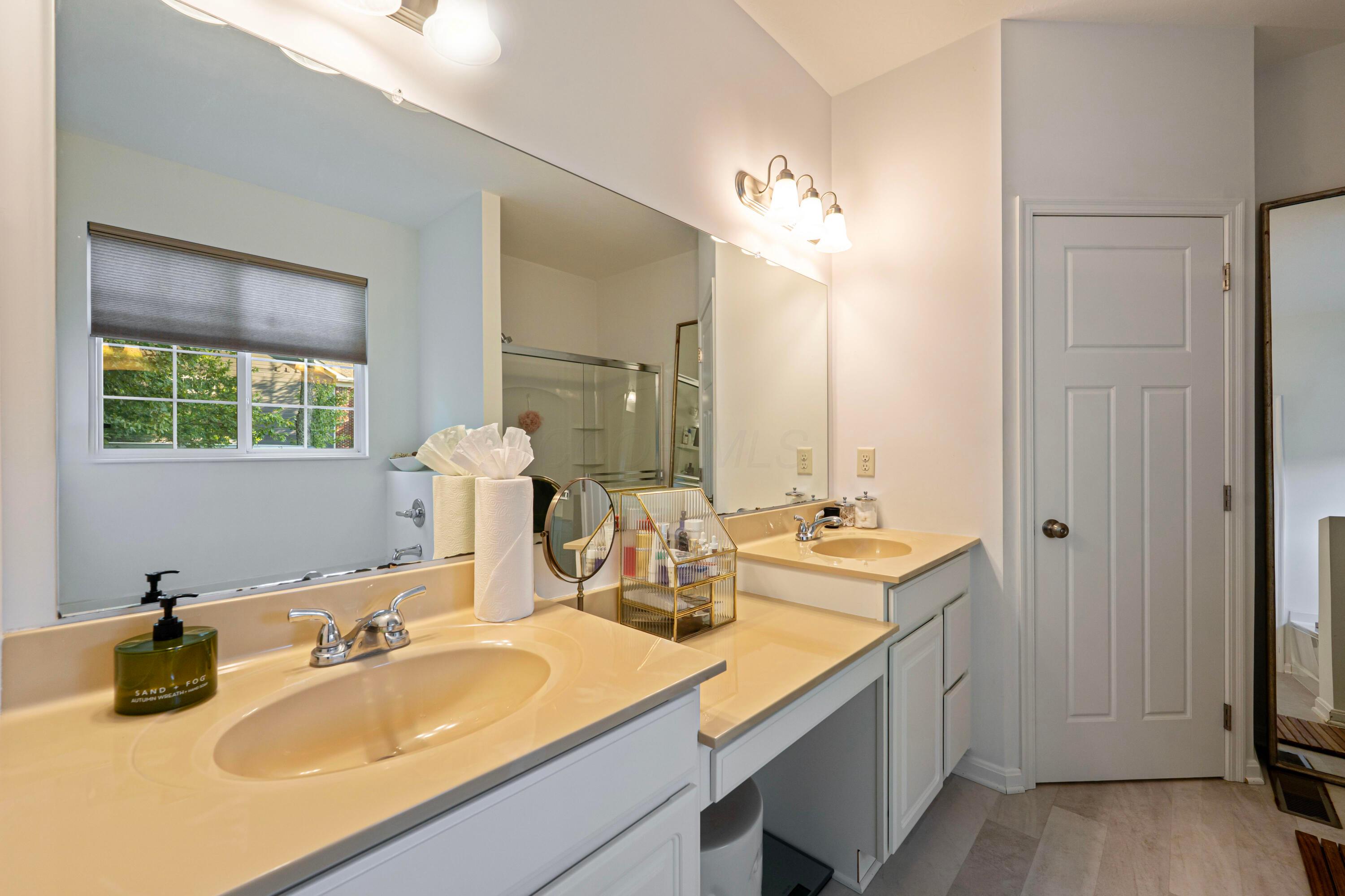 2942 Clark State Crossing