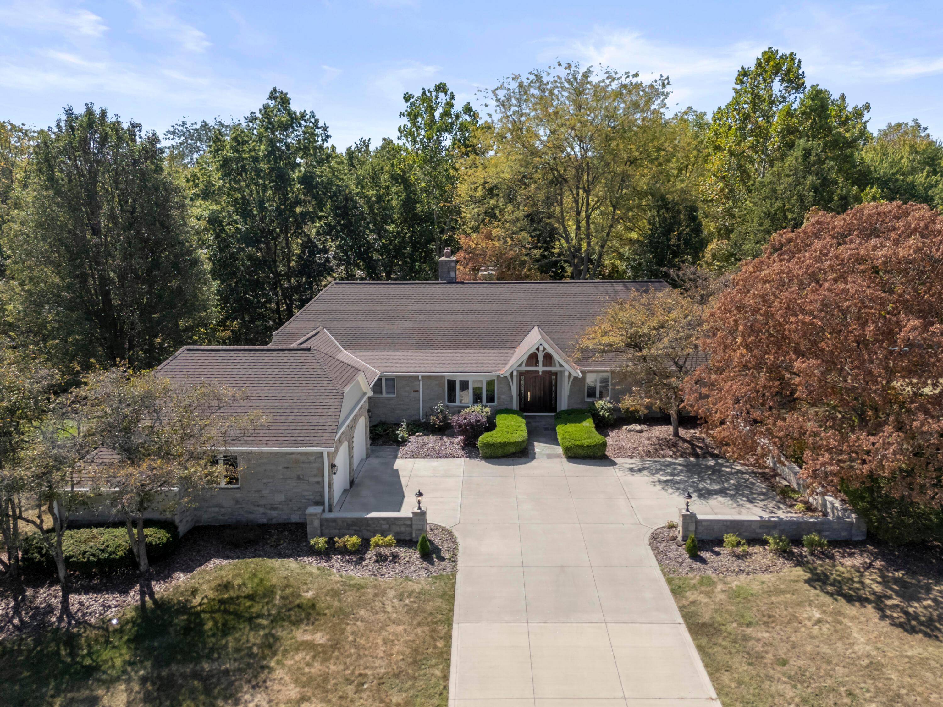 1525 Picardae Court