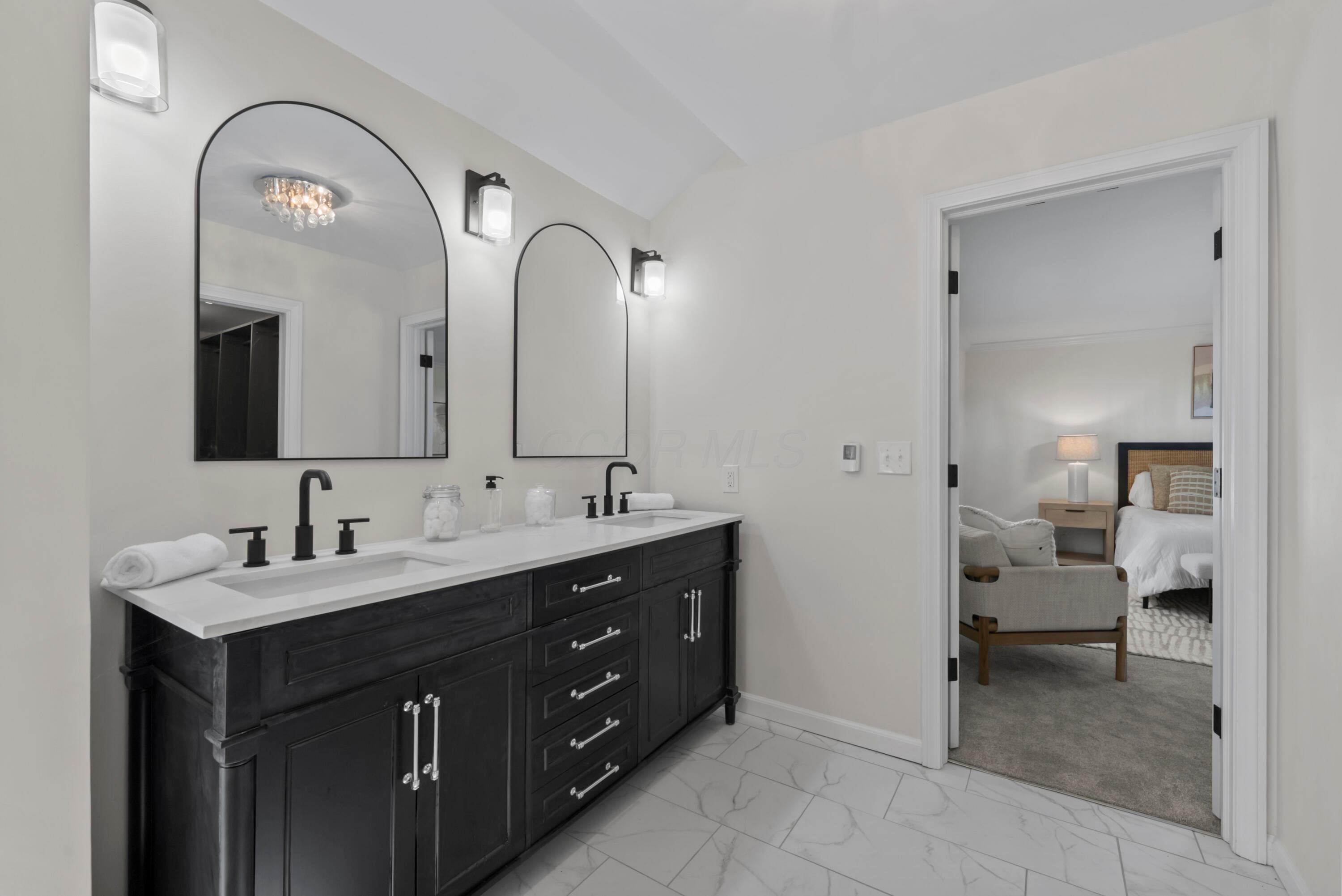 1525 Picardae Court