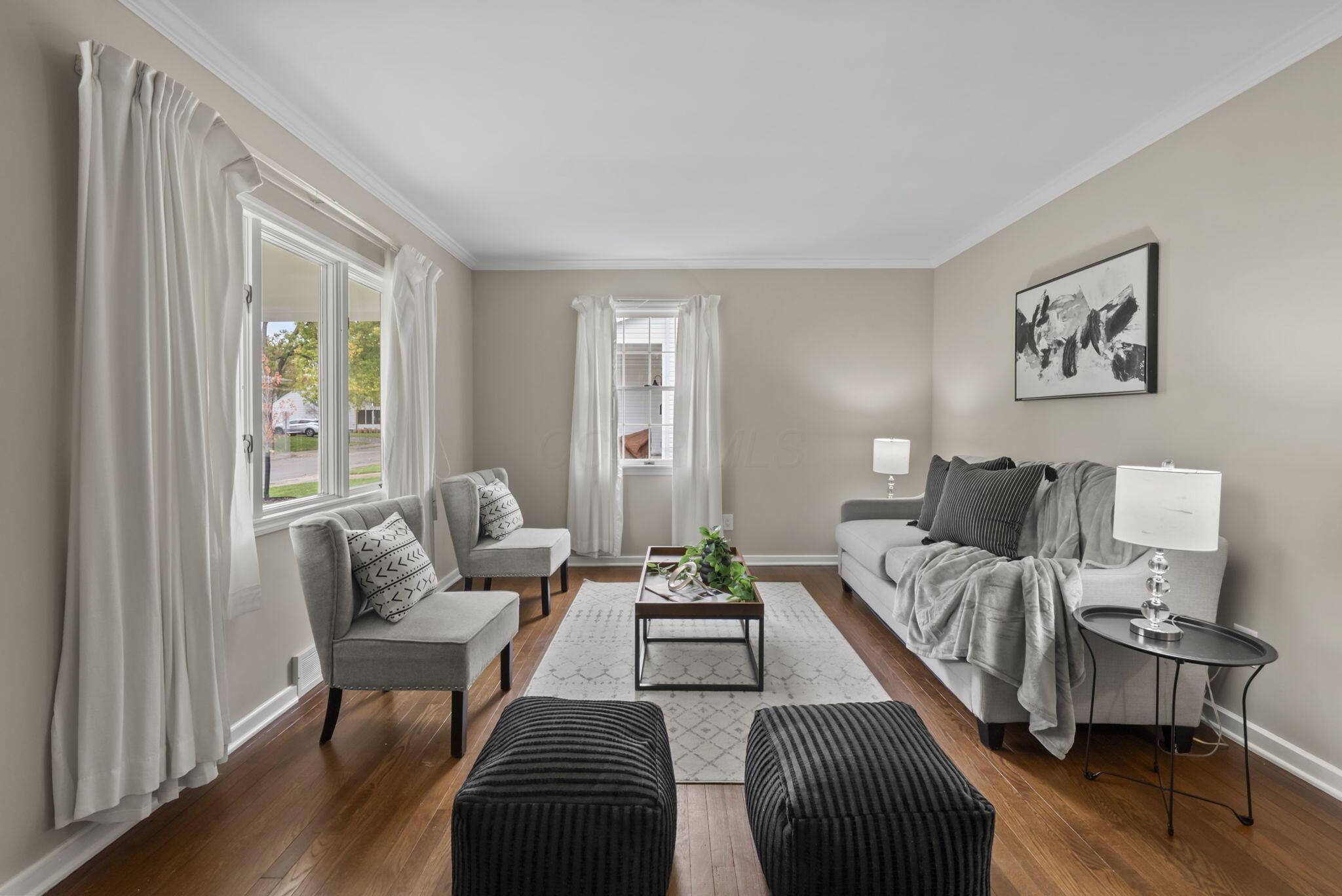 105 W Lincoln Avenue