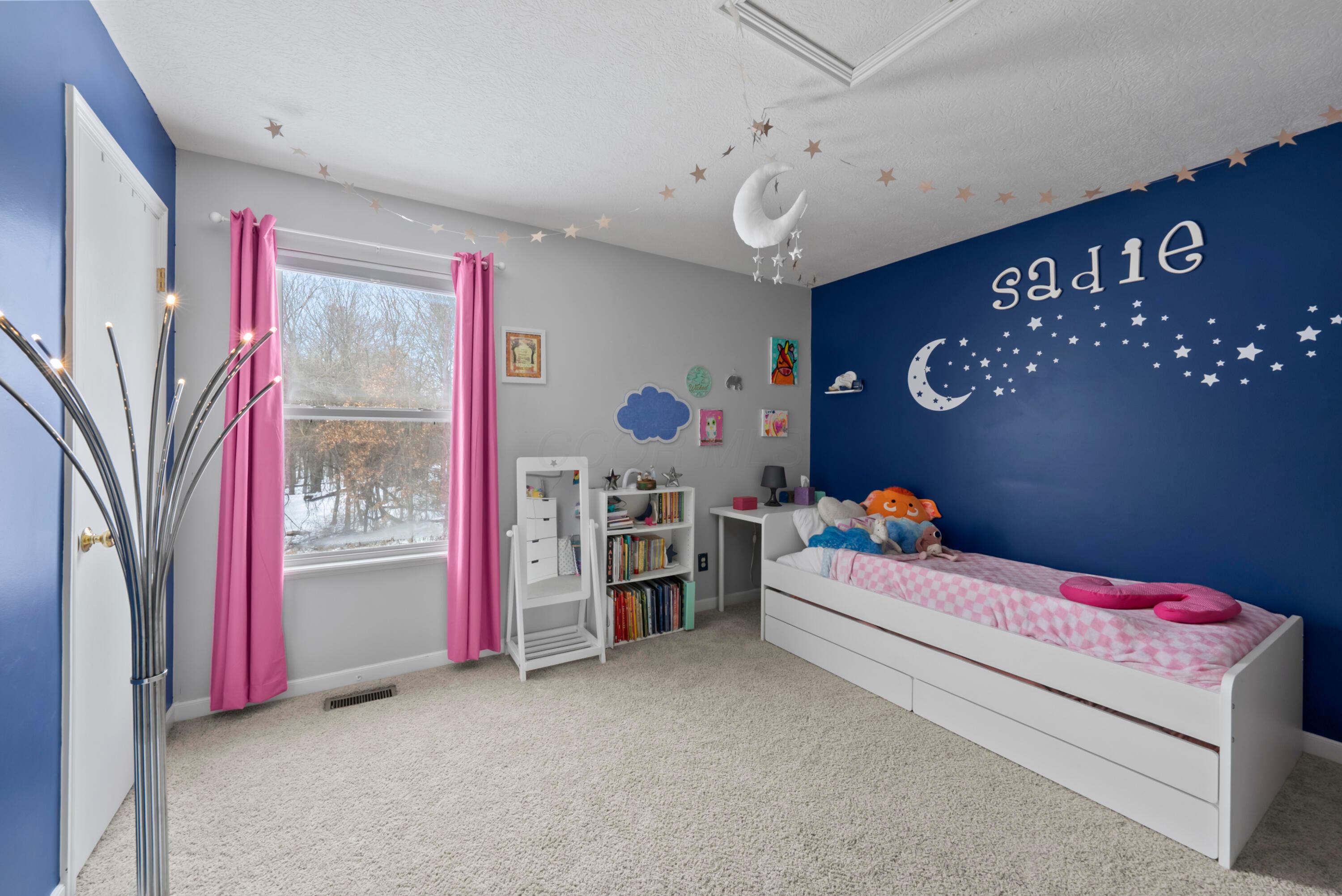 7482 Old River Drive