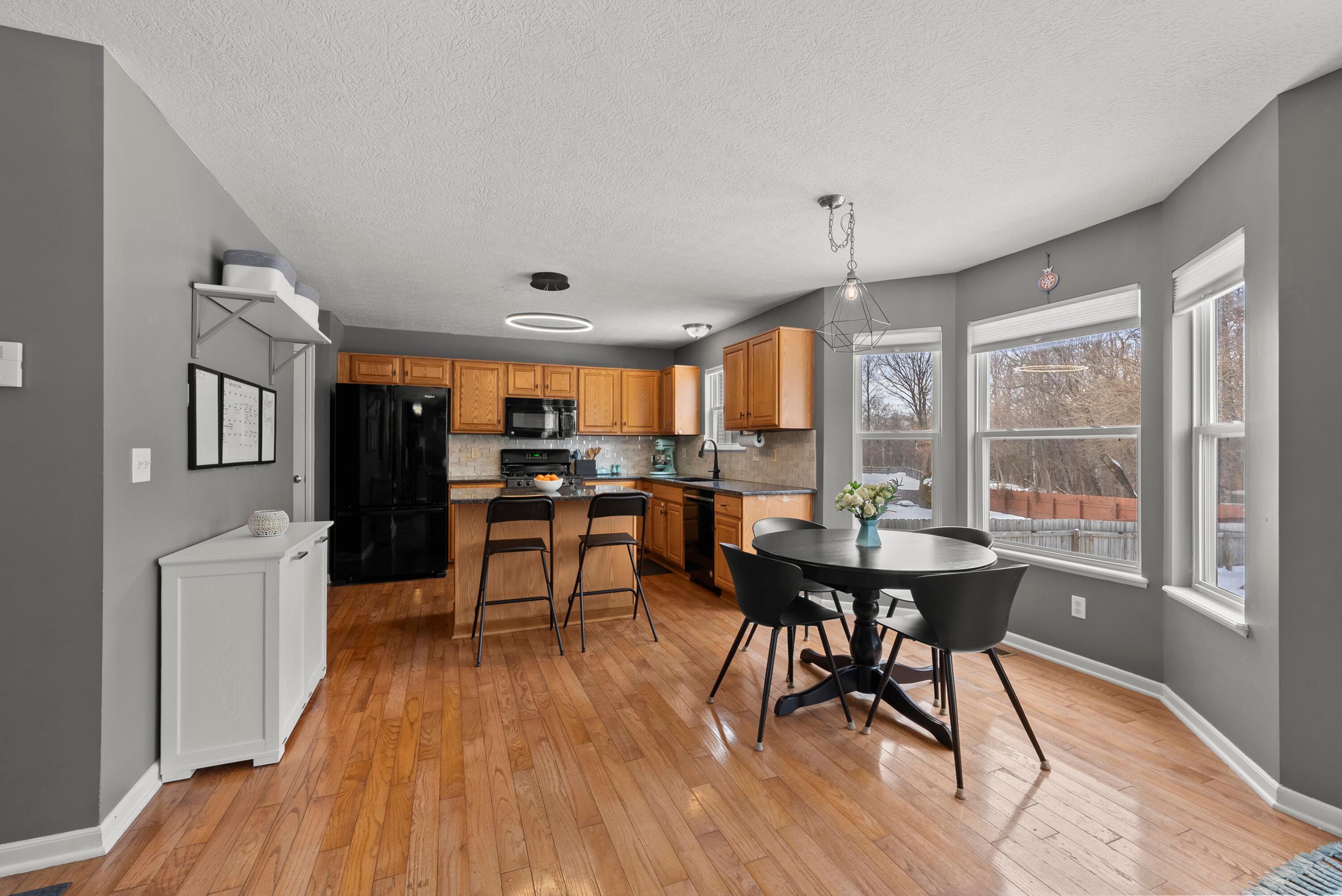 7482 Old River Drive